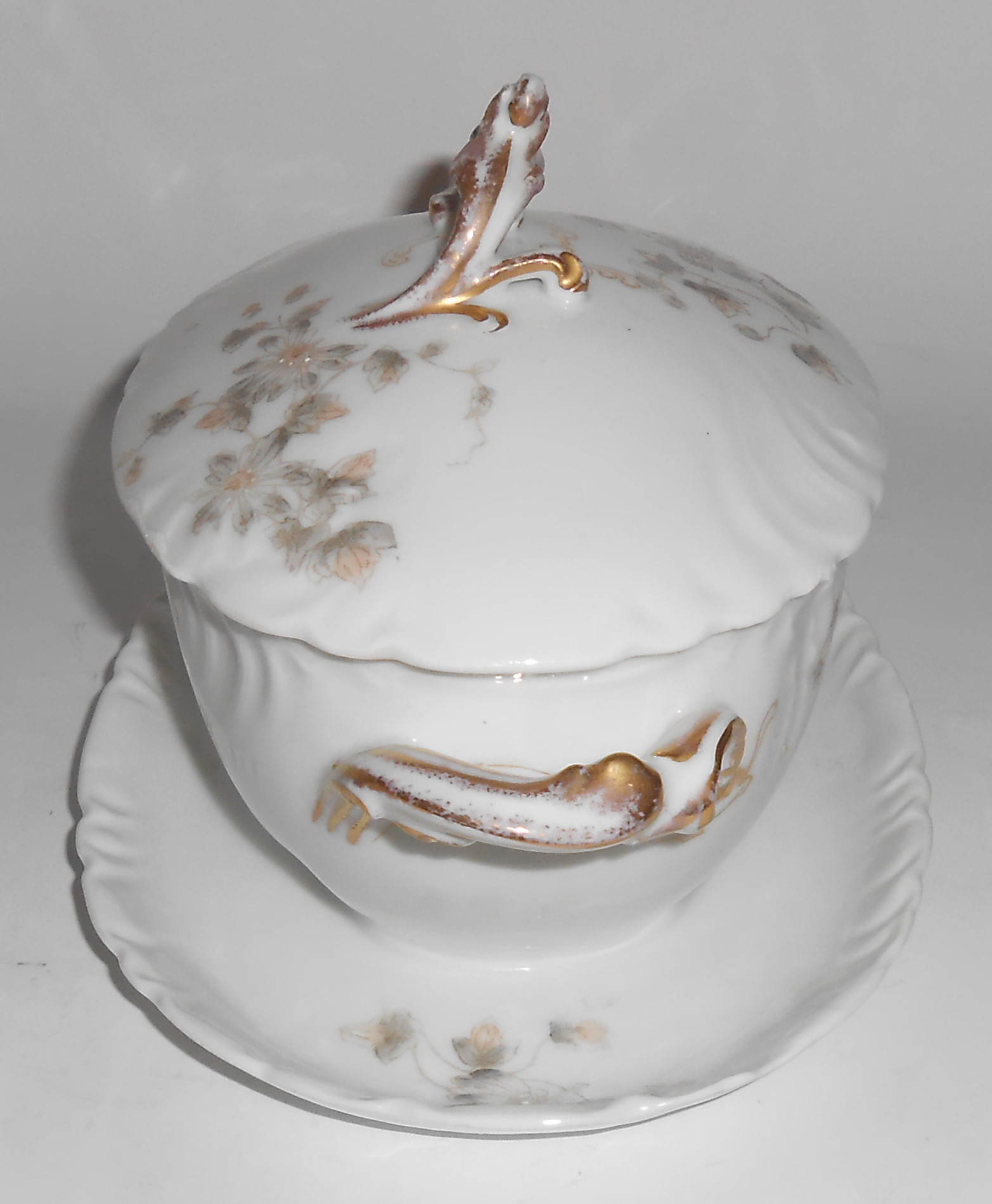 Chas Field Haviland Limoges Grey Daisy Gravy Bowl W/Lid