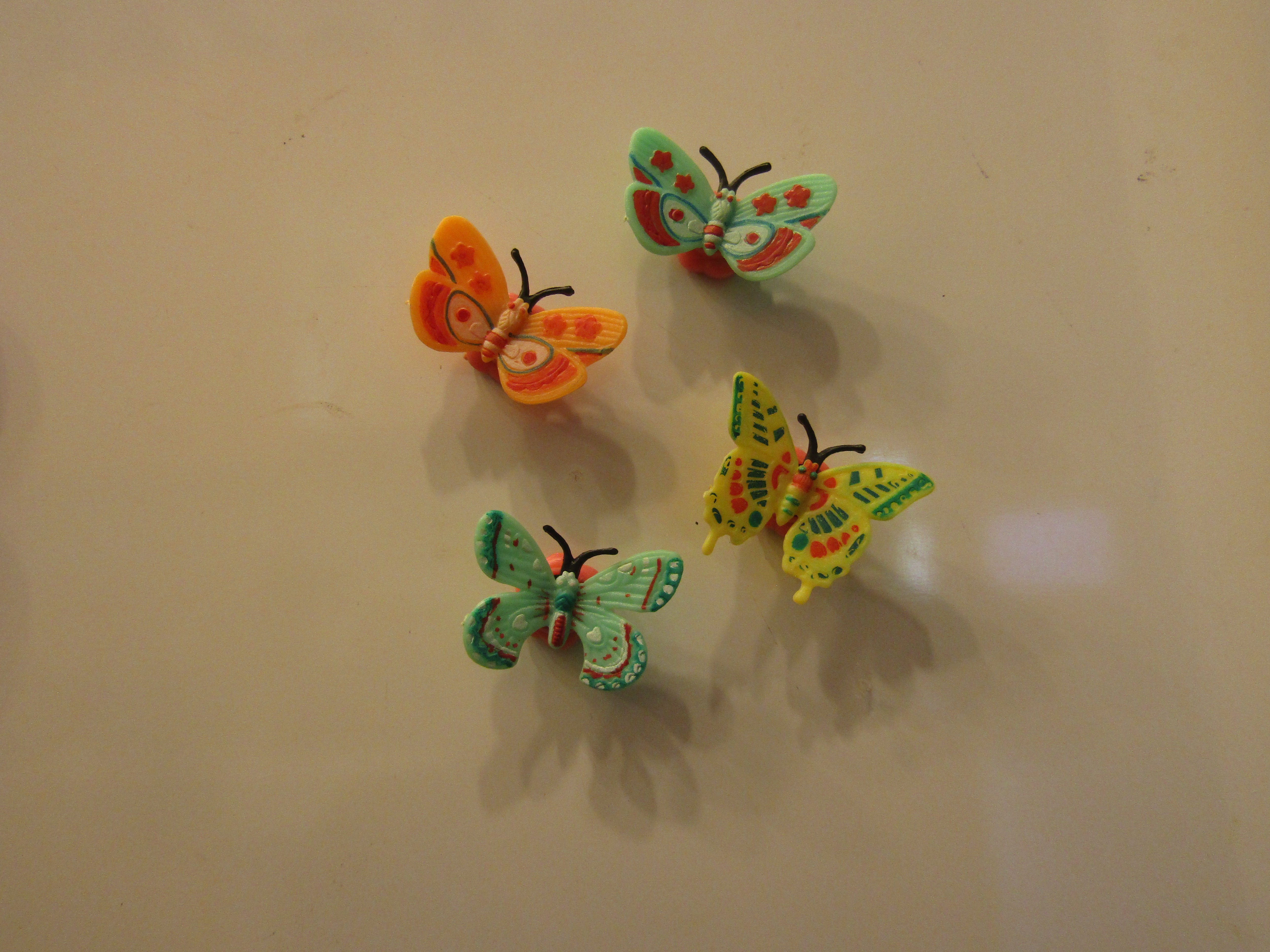 Collectible Magnet Set Small Plastic Butterflys