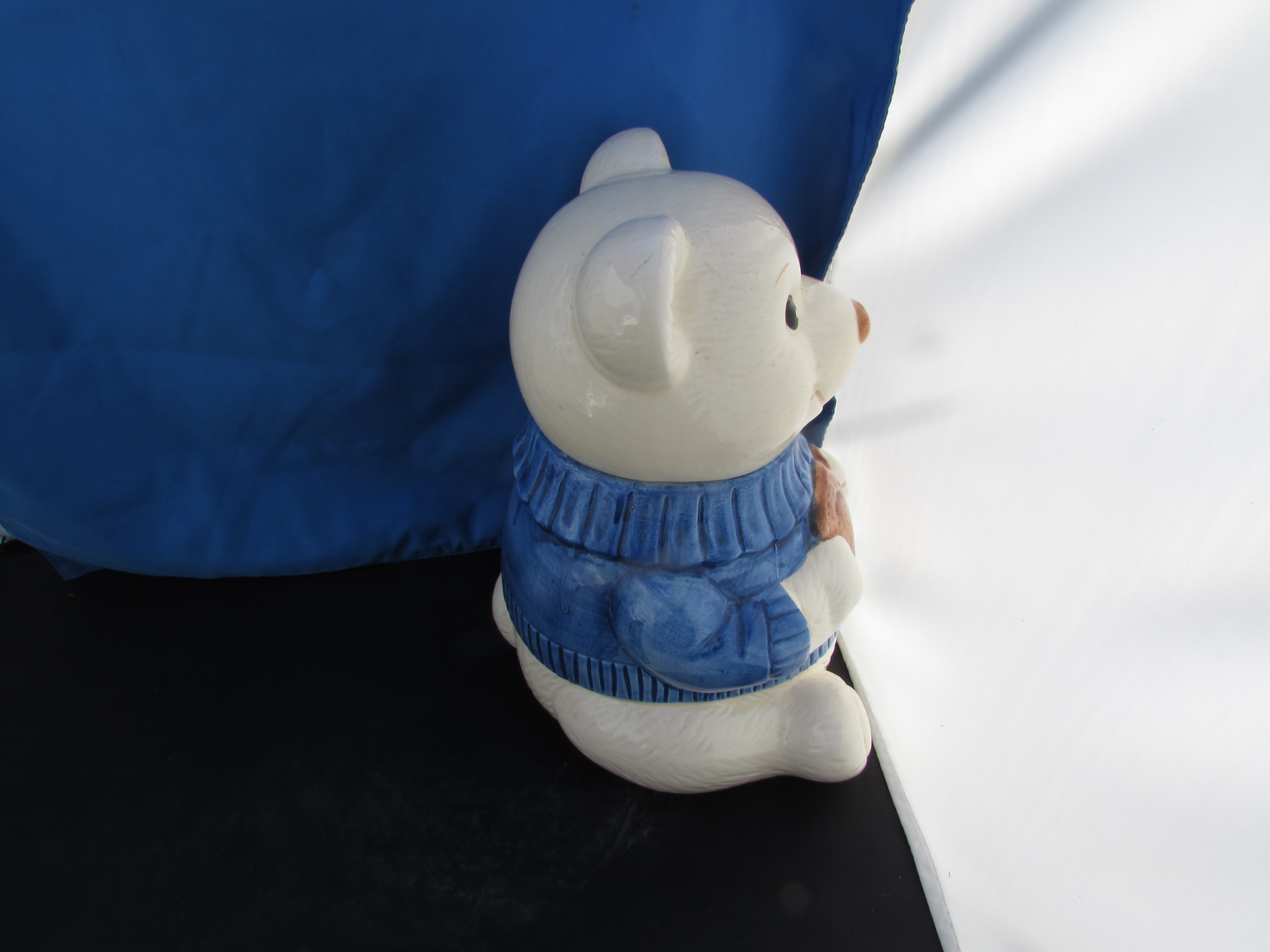 Bear Poppy Trail Artwork Metlox Pottery Cookie Jar 1978