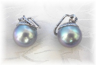 13mm Grey Pearl Silvertone Set Clip Earrings