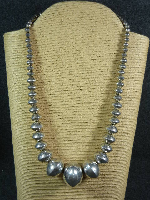 Navaho Pearls Sterling Silver Old Pawn Necklace 112 Gra