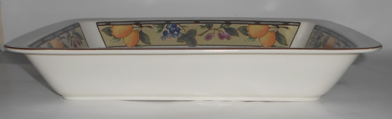 Mikasa Intaglio China CAC29 Garden Harvest Lasagna Pan