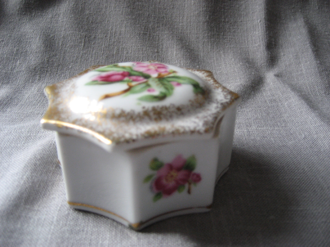 Limose Trinket Box