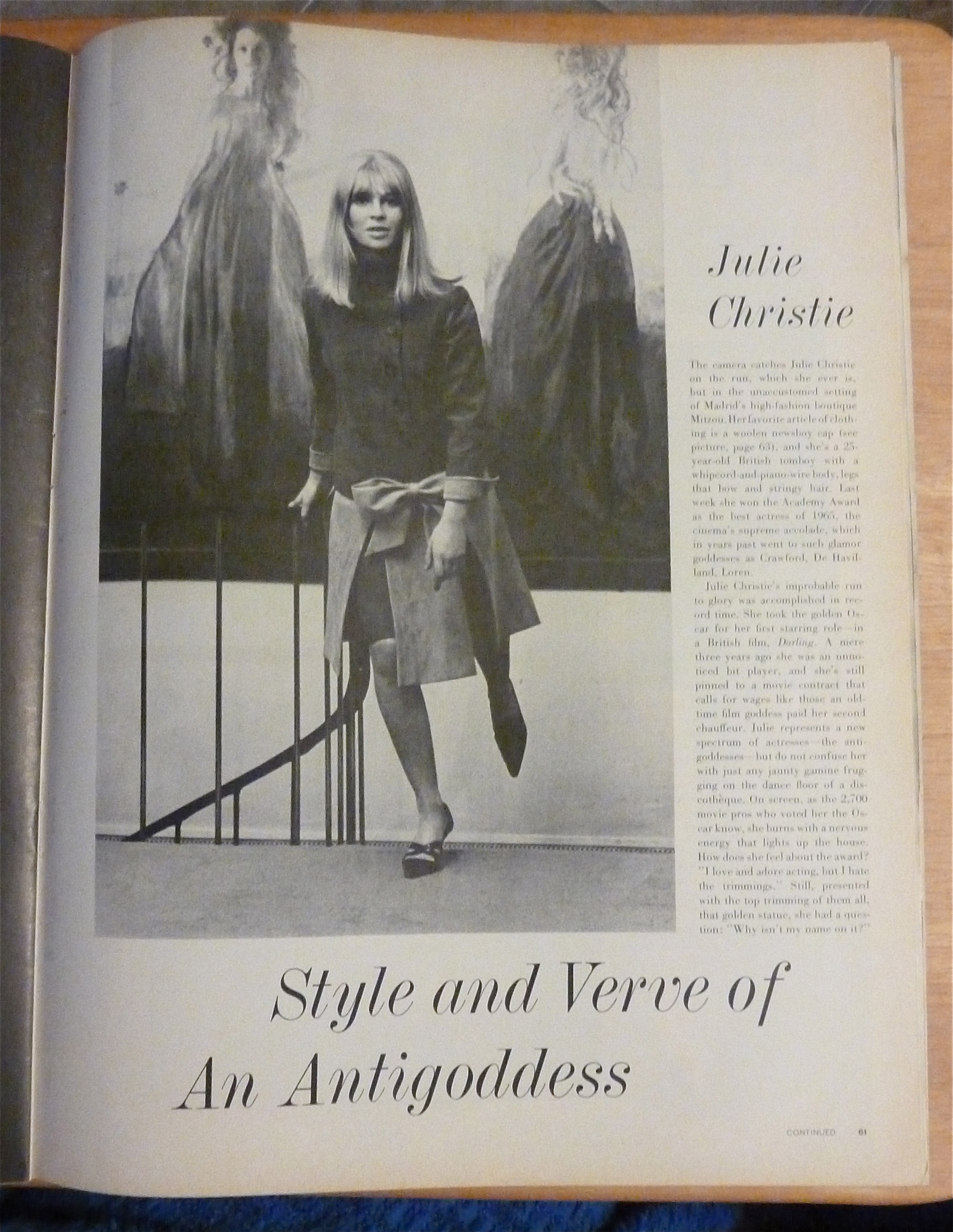 Life Magazine-April 29, 1966-Julie Christie