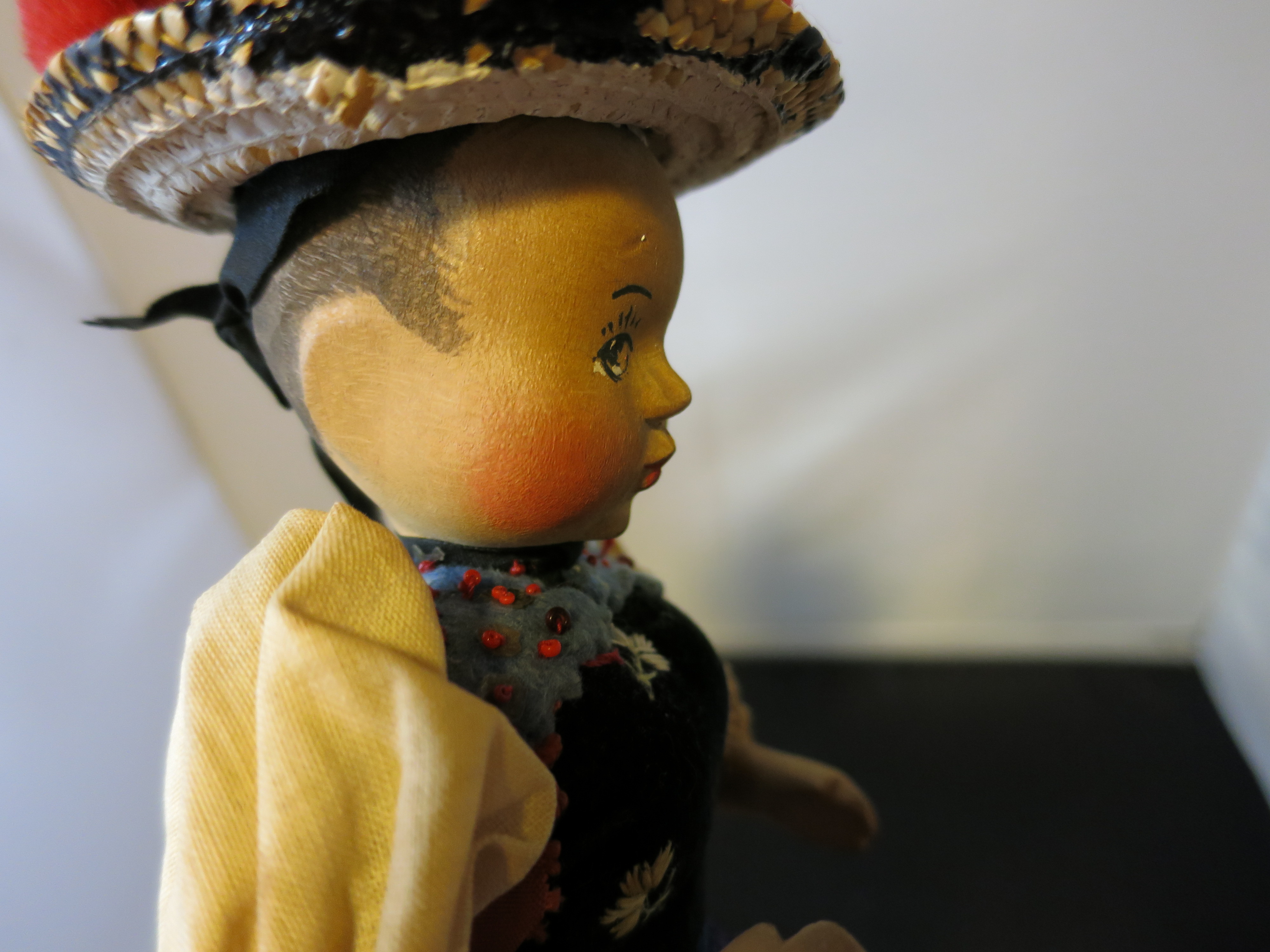 H K S Bottle Topper Doll wood original 1920s to 1940s