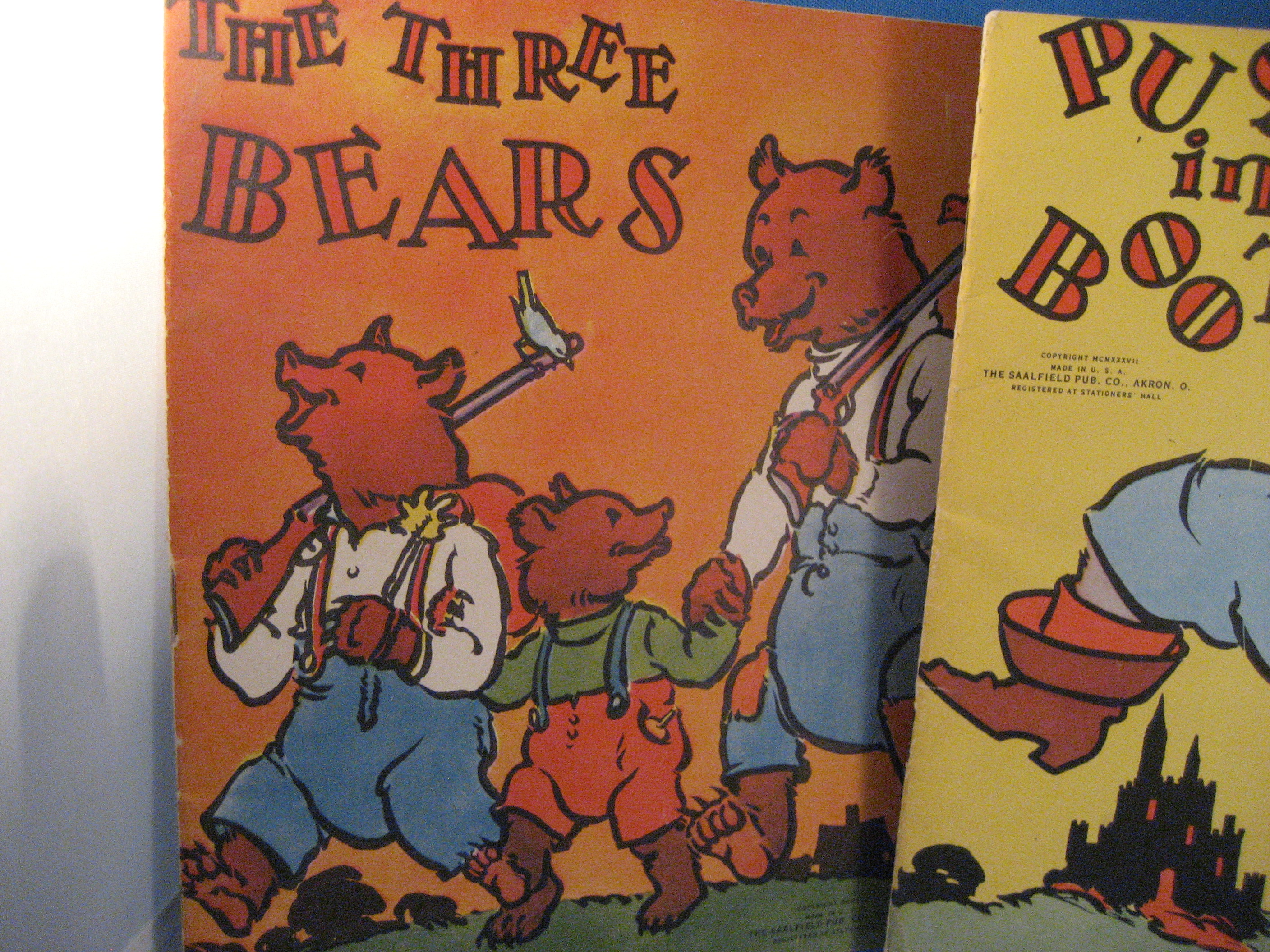 Puss In Boots, Three Little Pigs, and Three Bears Color Book