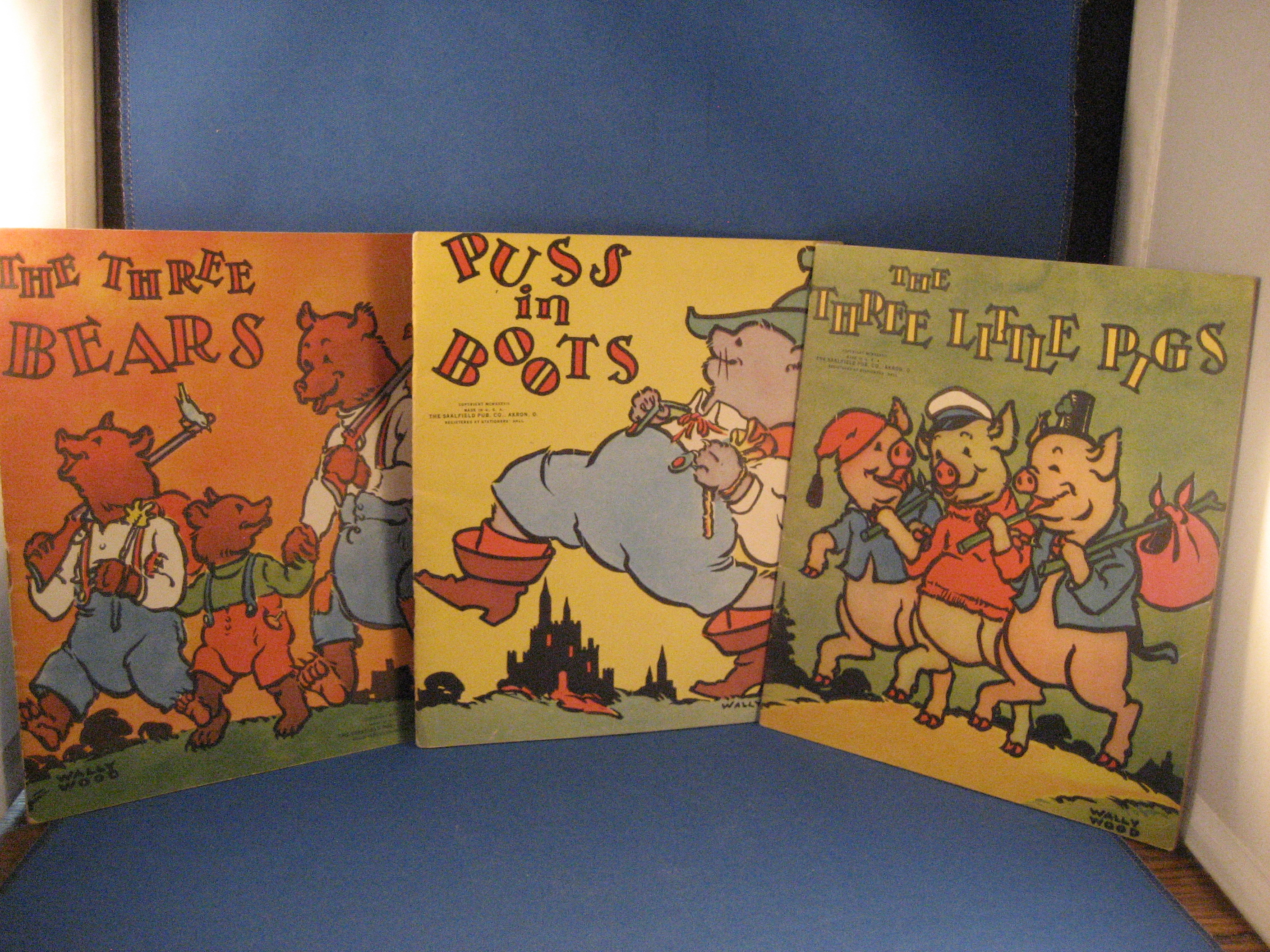 Puss In Boots, Three Little Pigs, and Three Bears Color Book