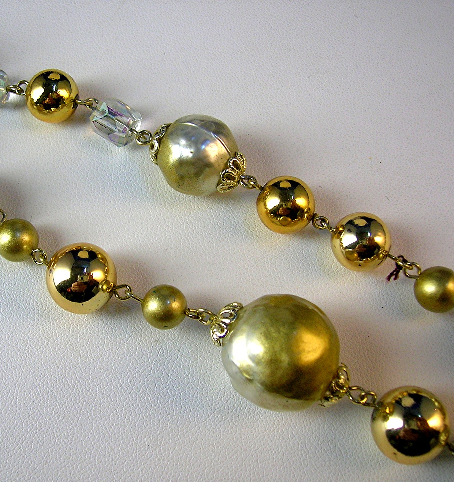 Glass Gold Pearl Crystal Chain Link Necklace