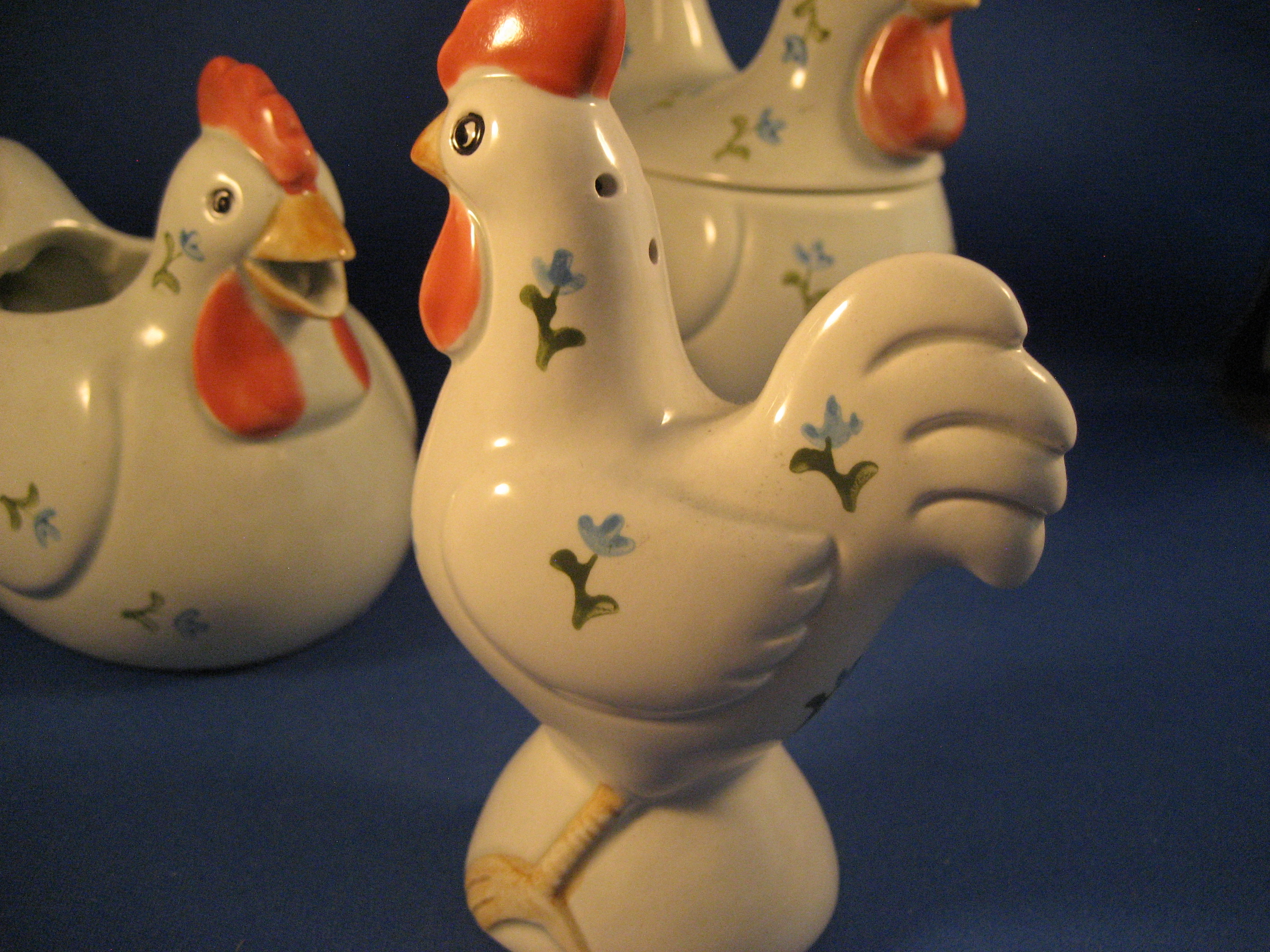 Chicken Sugar, Creamer, Salt and Pepper