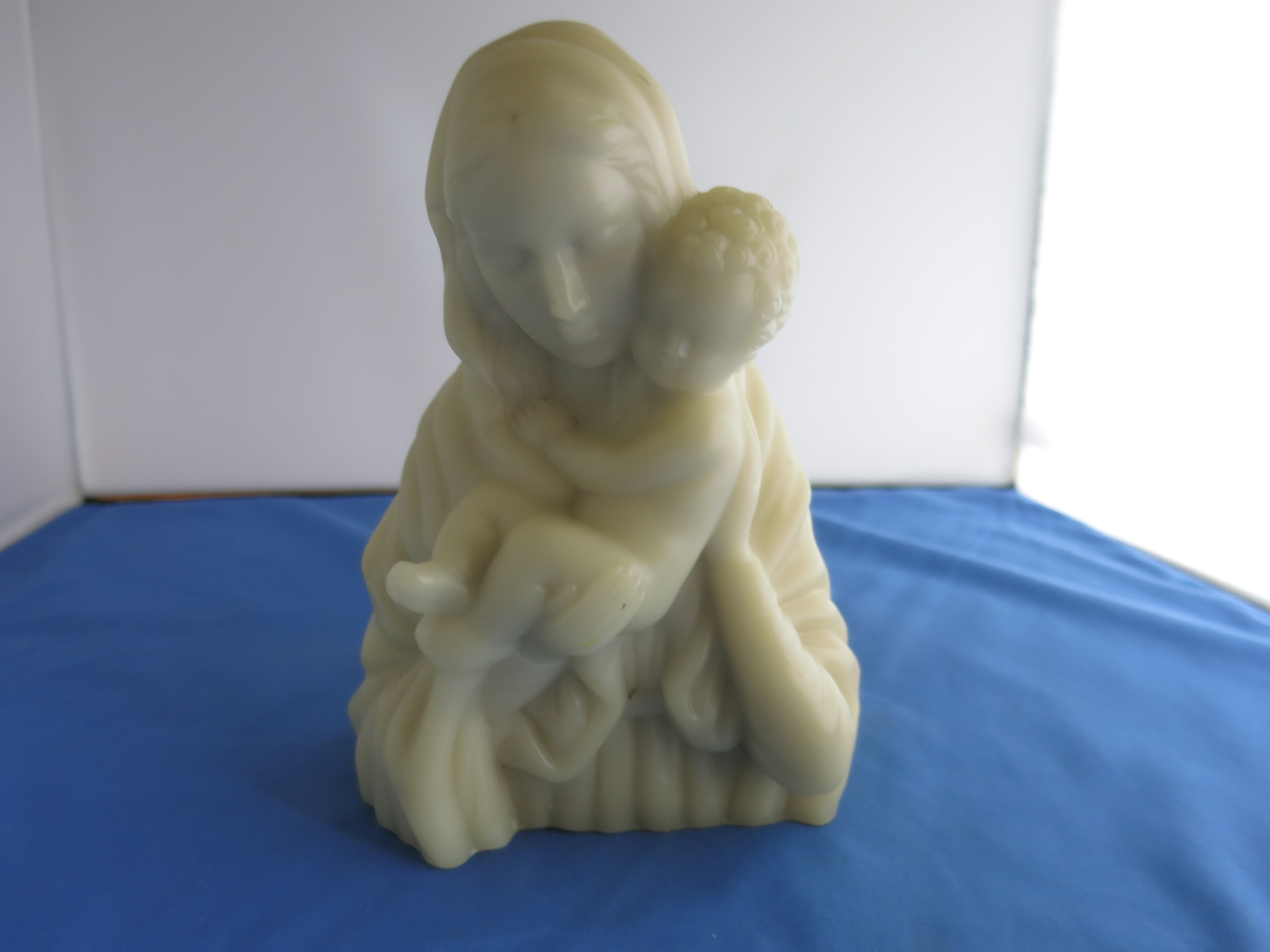 Blessed Virgin Mary Baby Jesus Molded Resin Figurine
