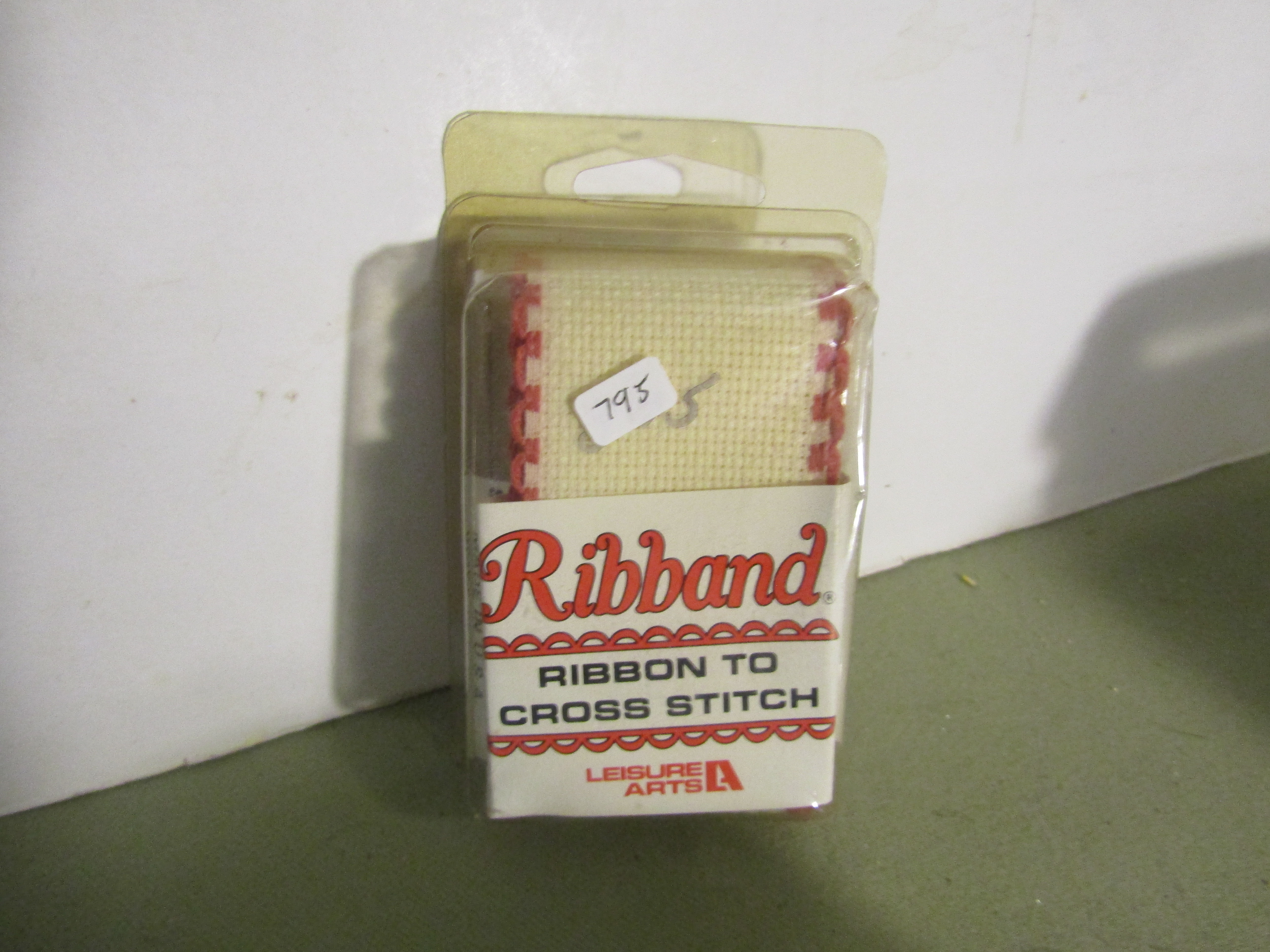 LA Ribband Ribbon to Cross Stitch #795
