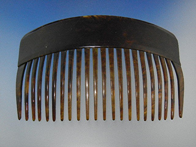 Hair Comb Antique Tortoise Color 40s