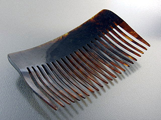 Hair Comb Antique Tortoise Color 40s