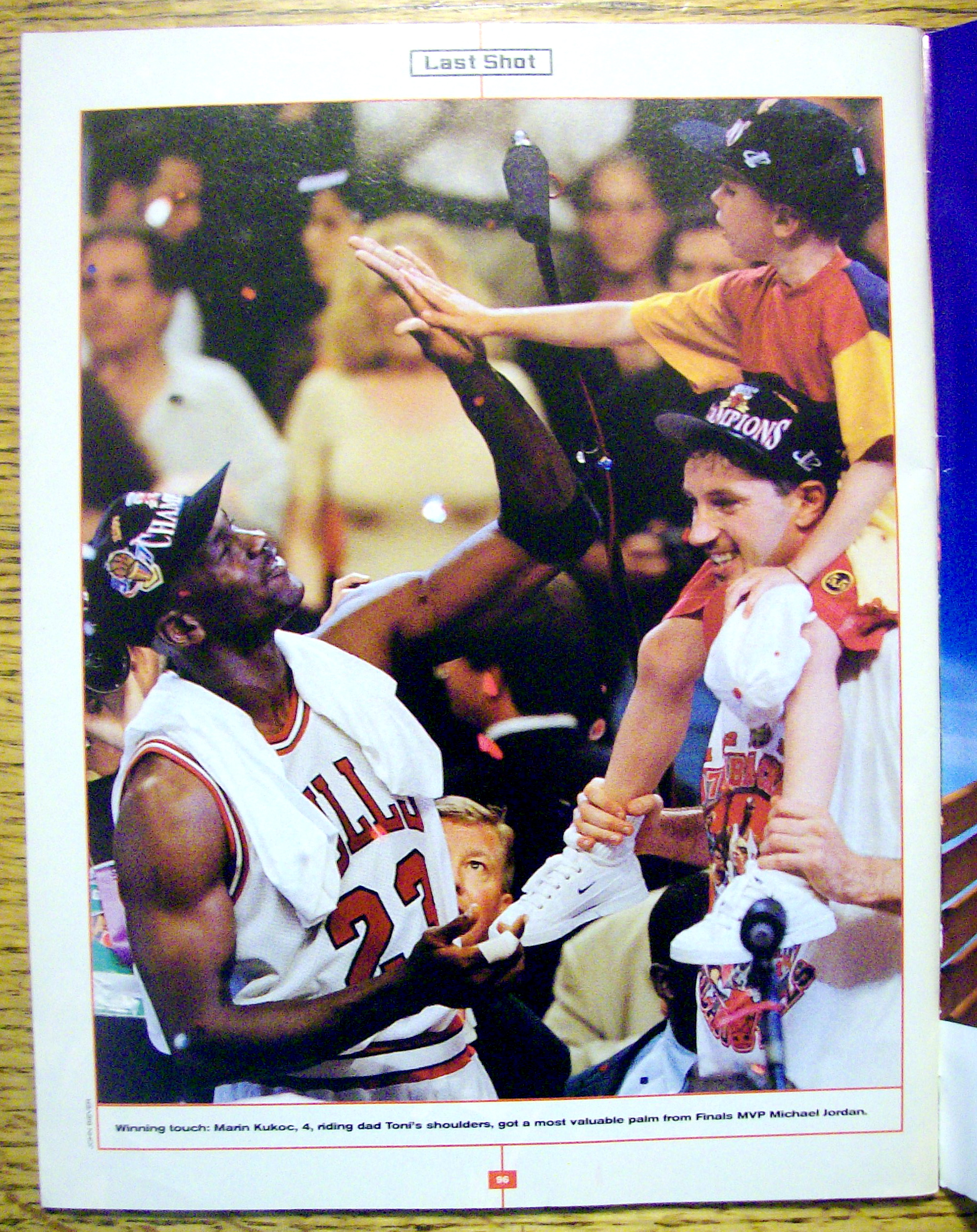 Sports Illustrated 1996-1997 Chicago Bulls NBA Champs
