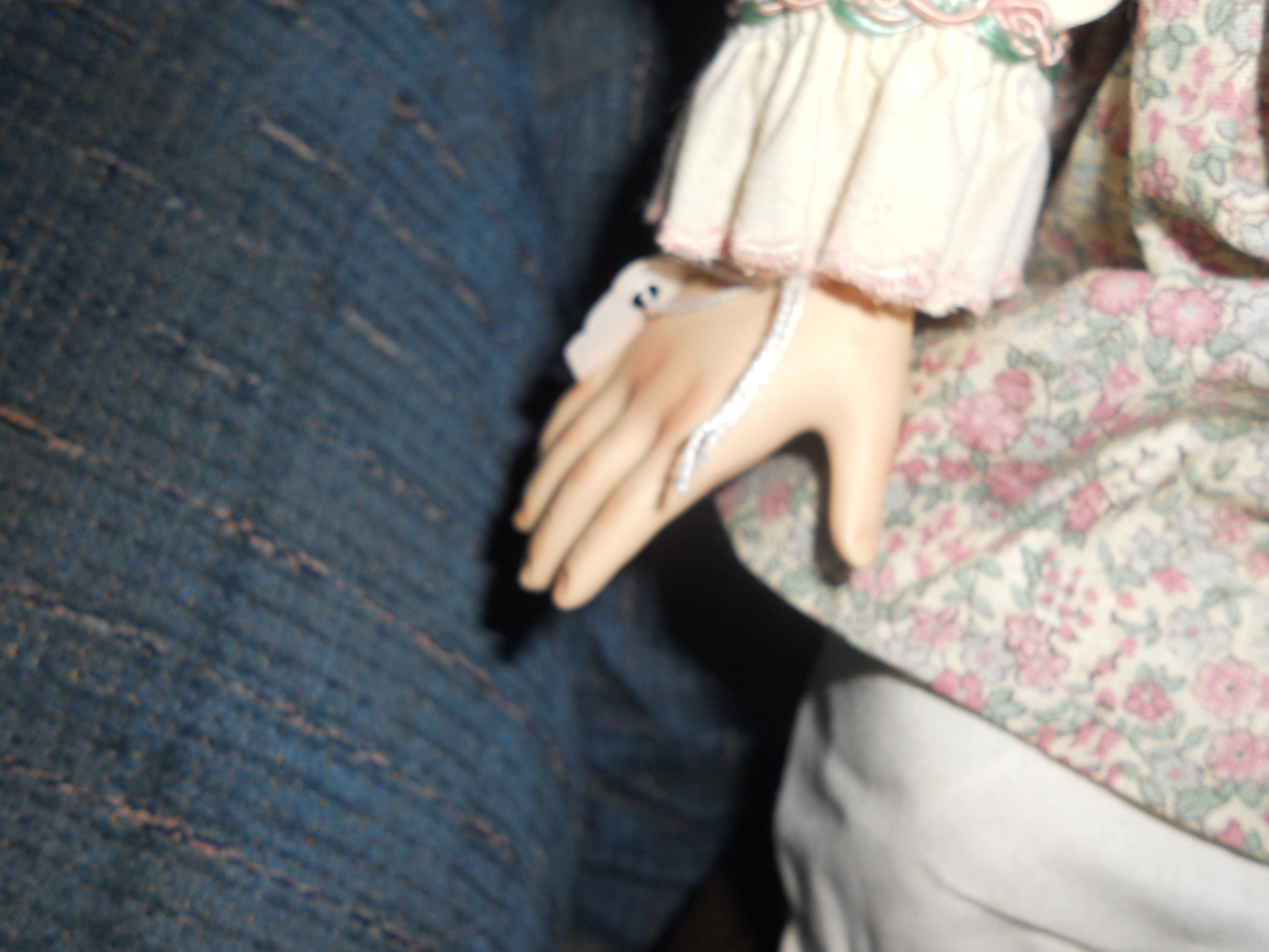 Caroline Porcelain Doll Sweetheart CC6151