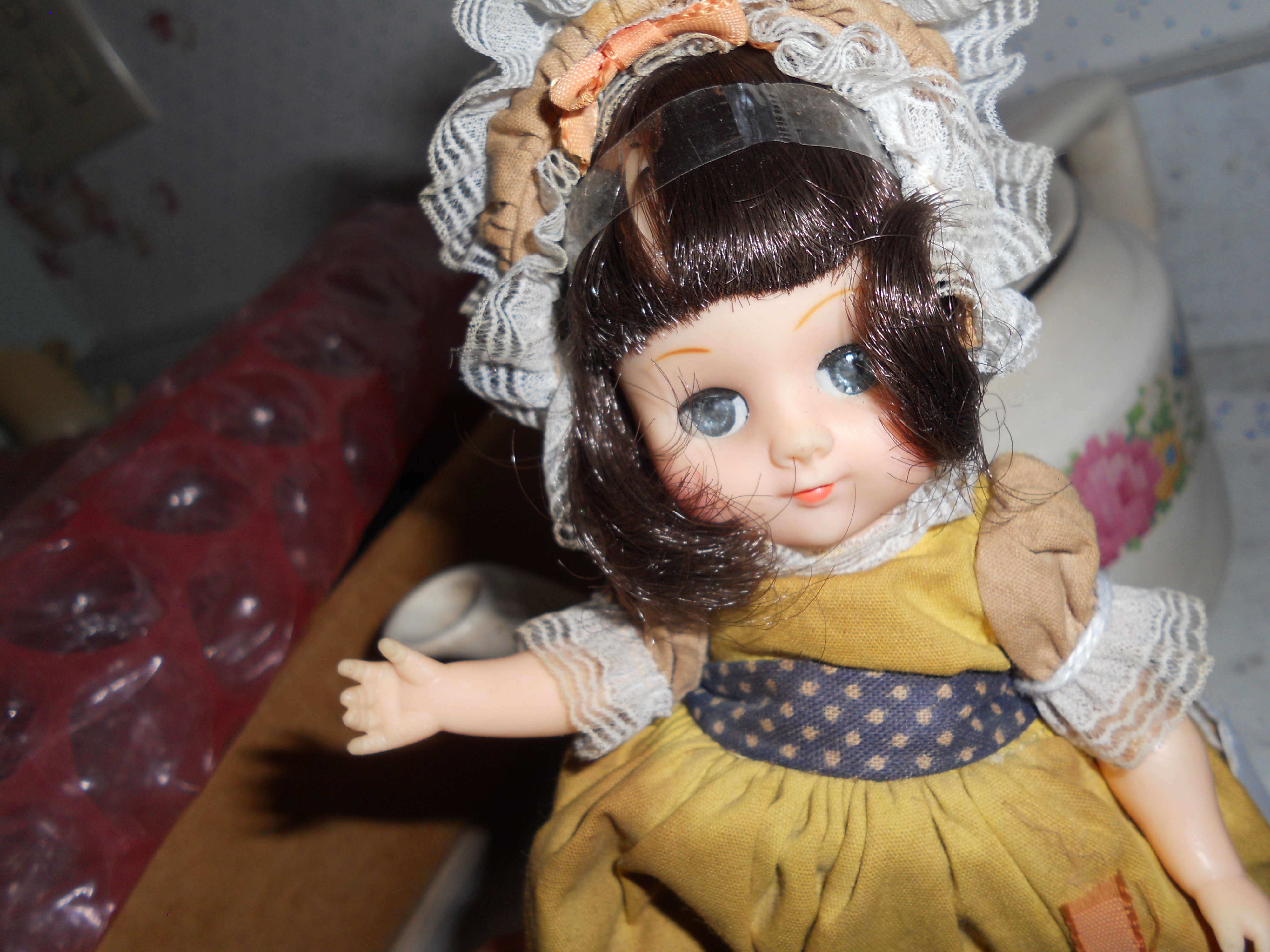 Aladdin Lamp Symbol Doll