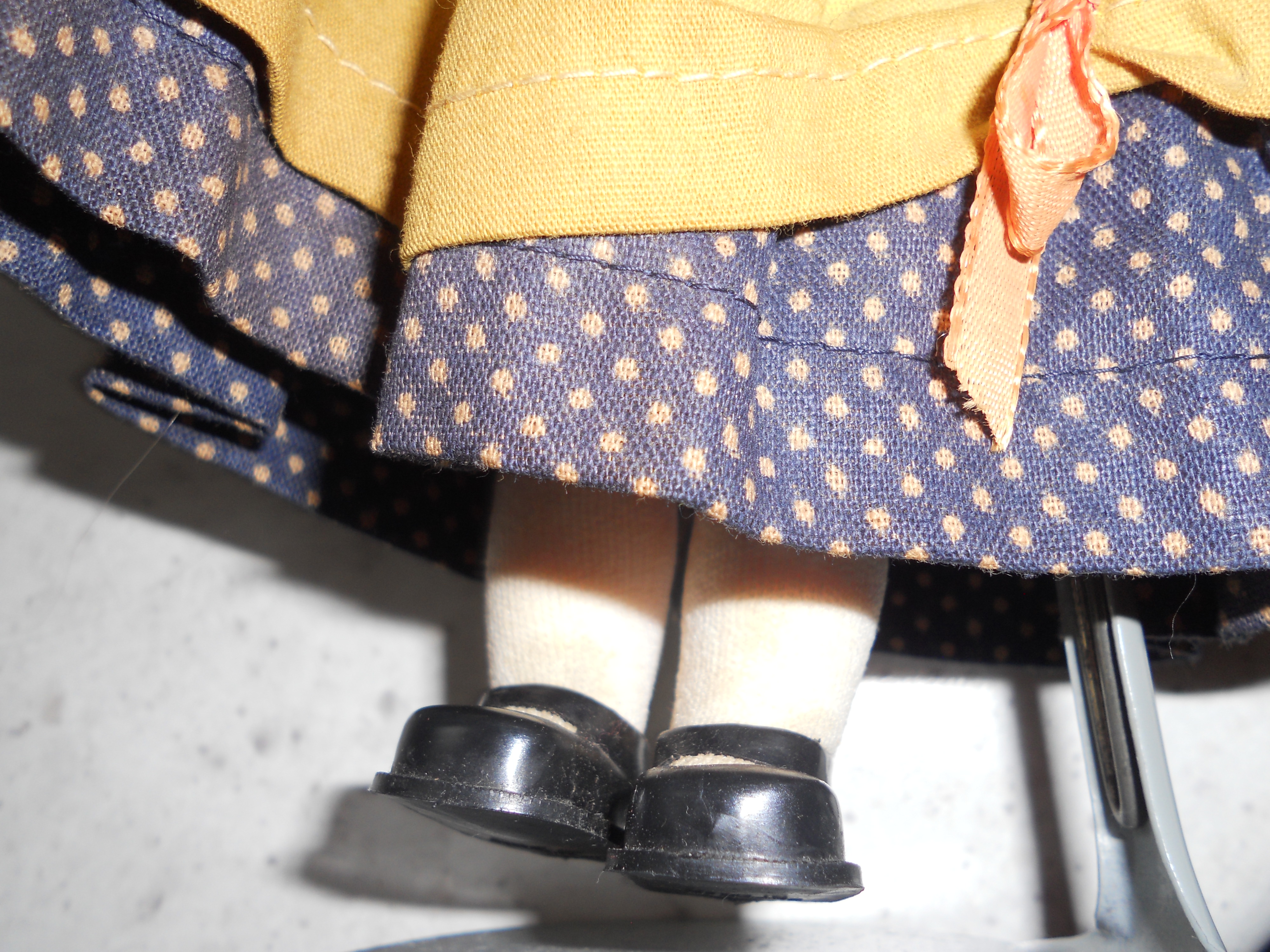 Aladdin Lamp Symbol Doll