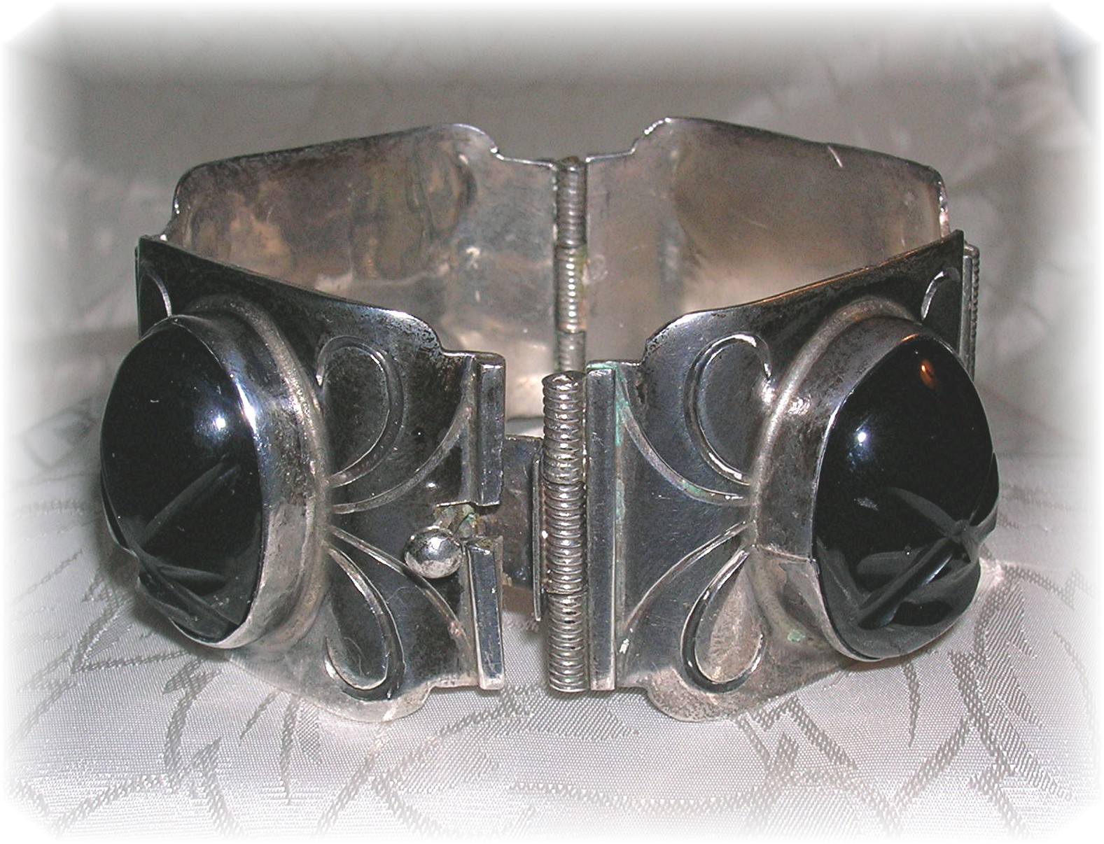 1940s Sterling Silver Onyx Mexican Bracelet