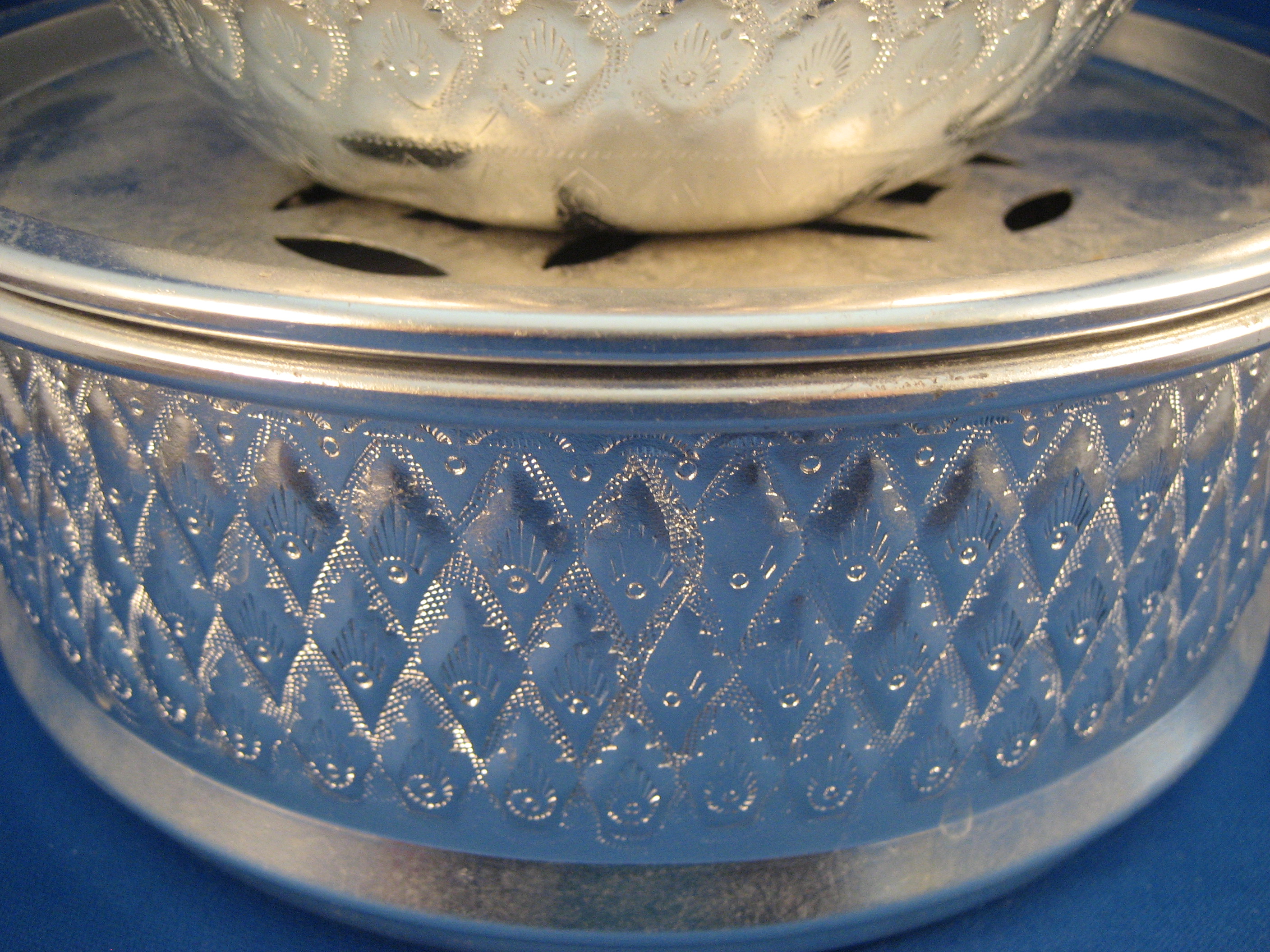 Basket Brand Tea Pot and Base