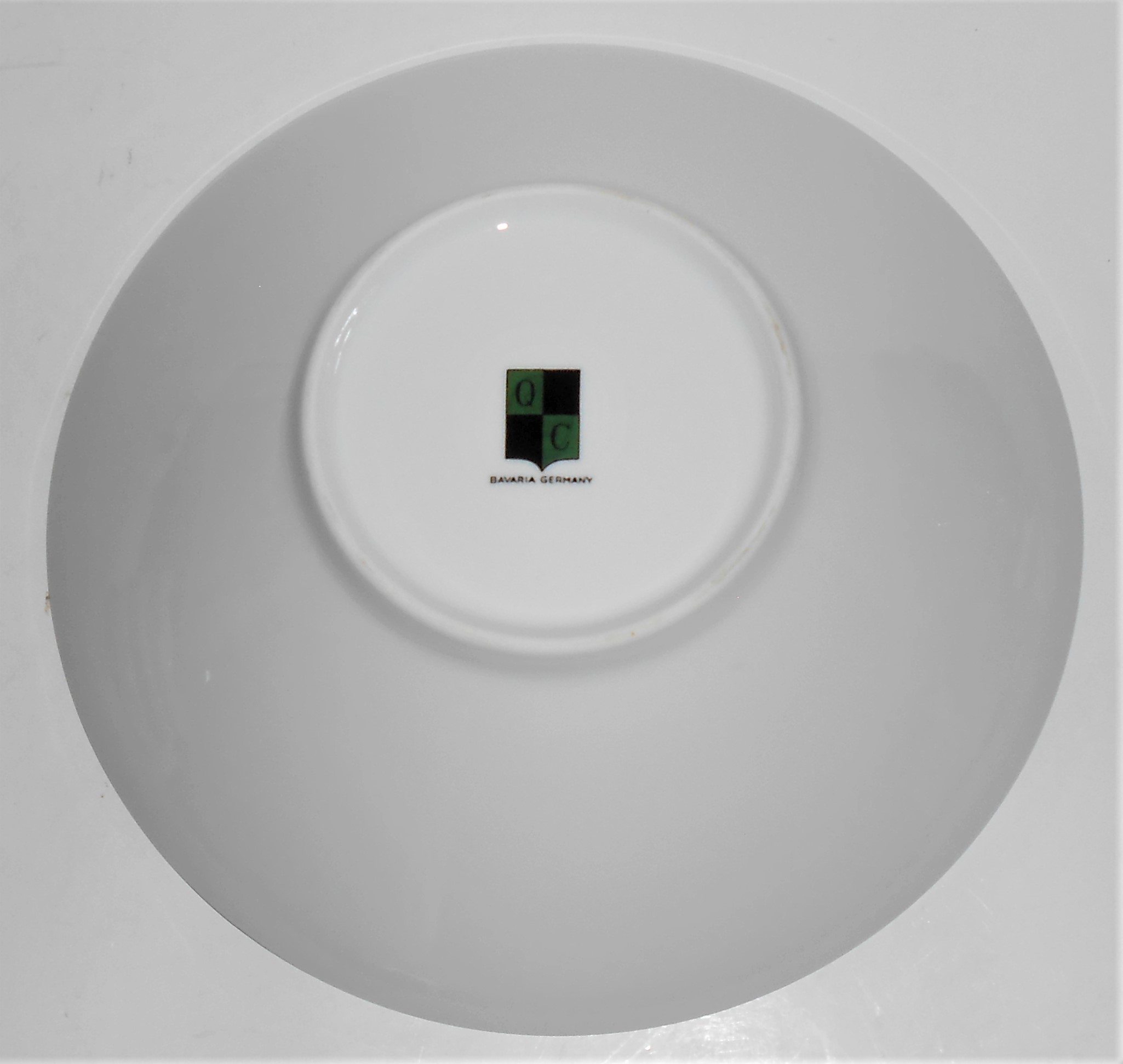 Quality Crafts Porcelain China Bavaria Midnight Rose Ve
