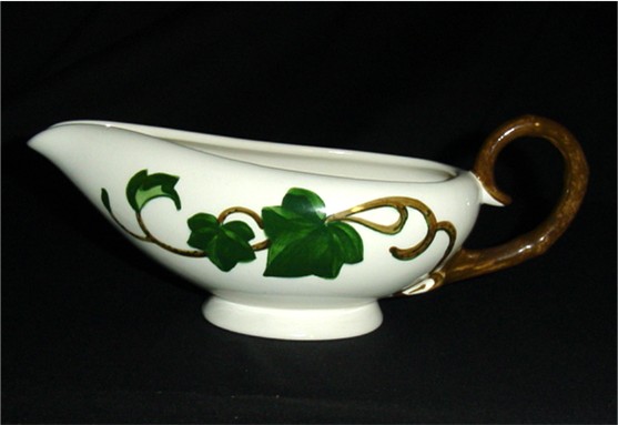 Metlox California Ivy Gravy Boat