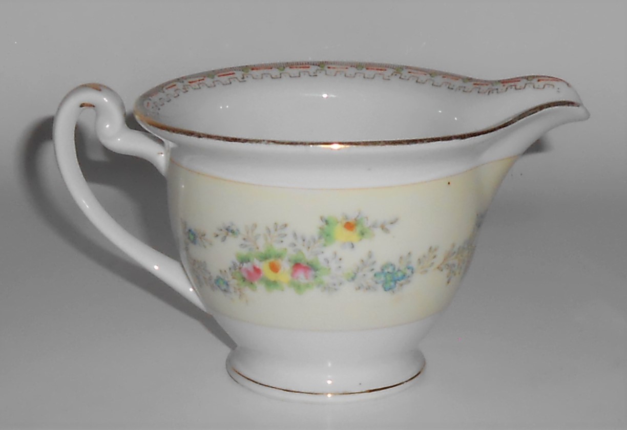 Sampy Fine China Les Fleurs Creamer