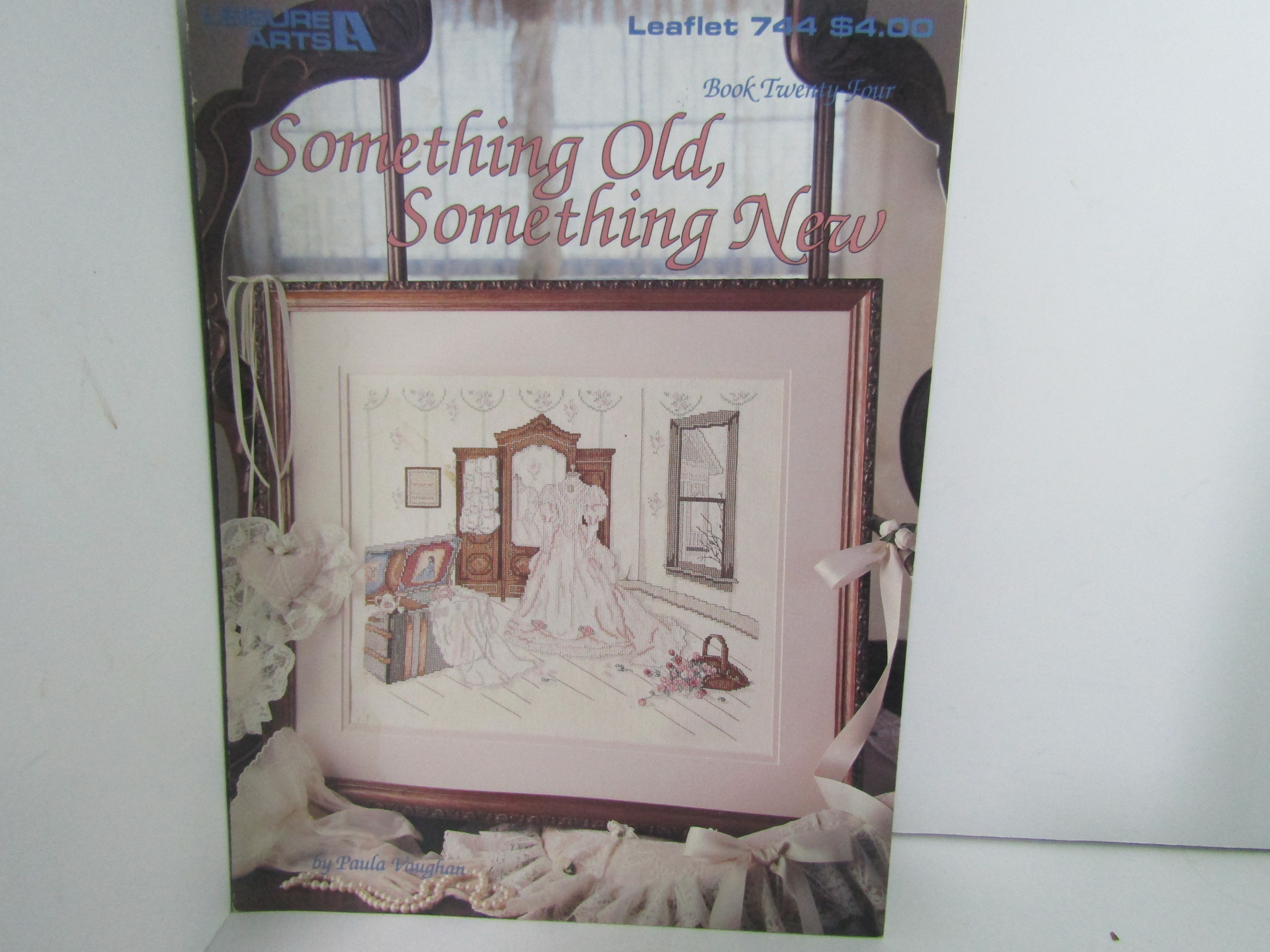 Leisure Arts  Something Old,Something New  #744