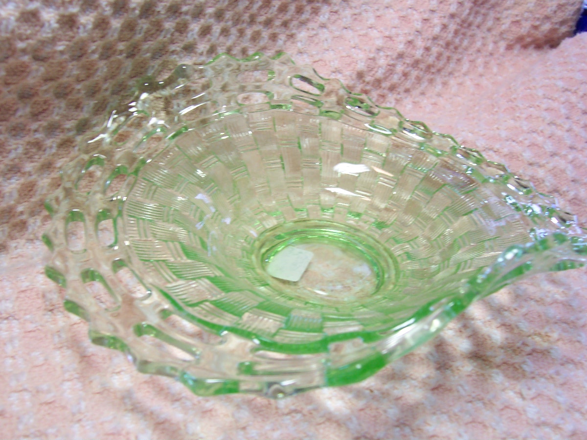 Fenton Art Glass Green Open Lace Basket Weave