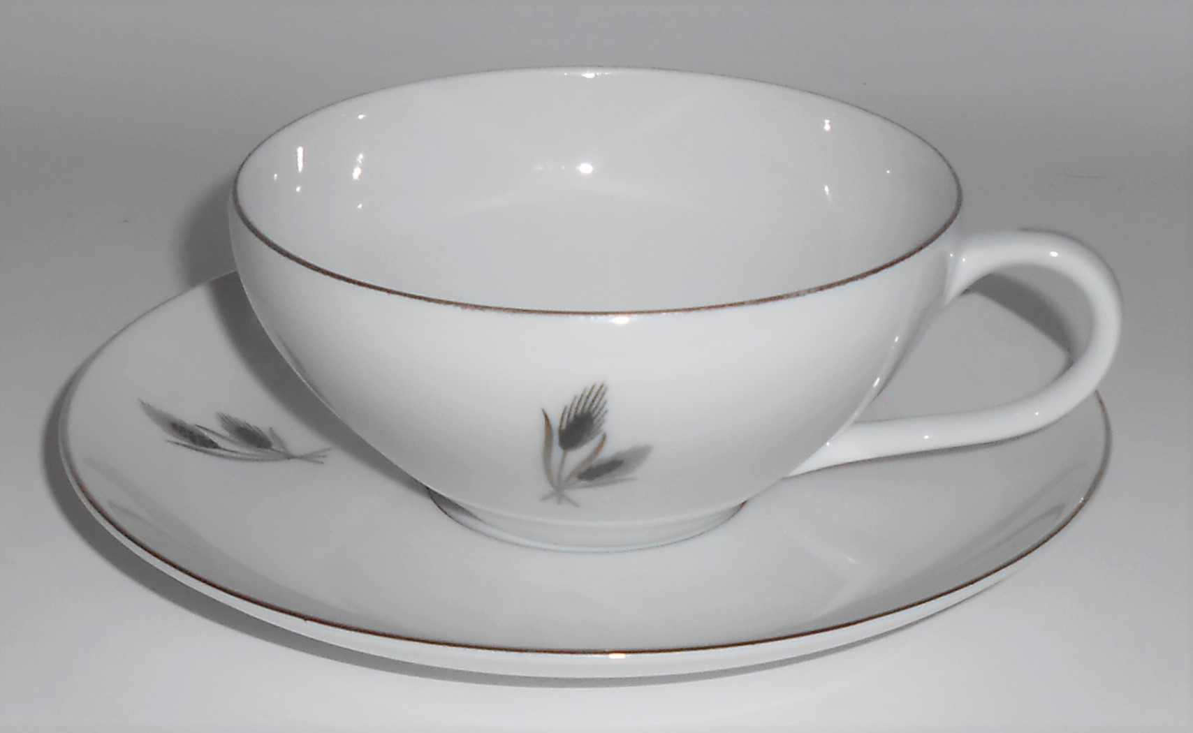 Fukagawa China Porcelain 928 Silver Wheat Platinum Band