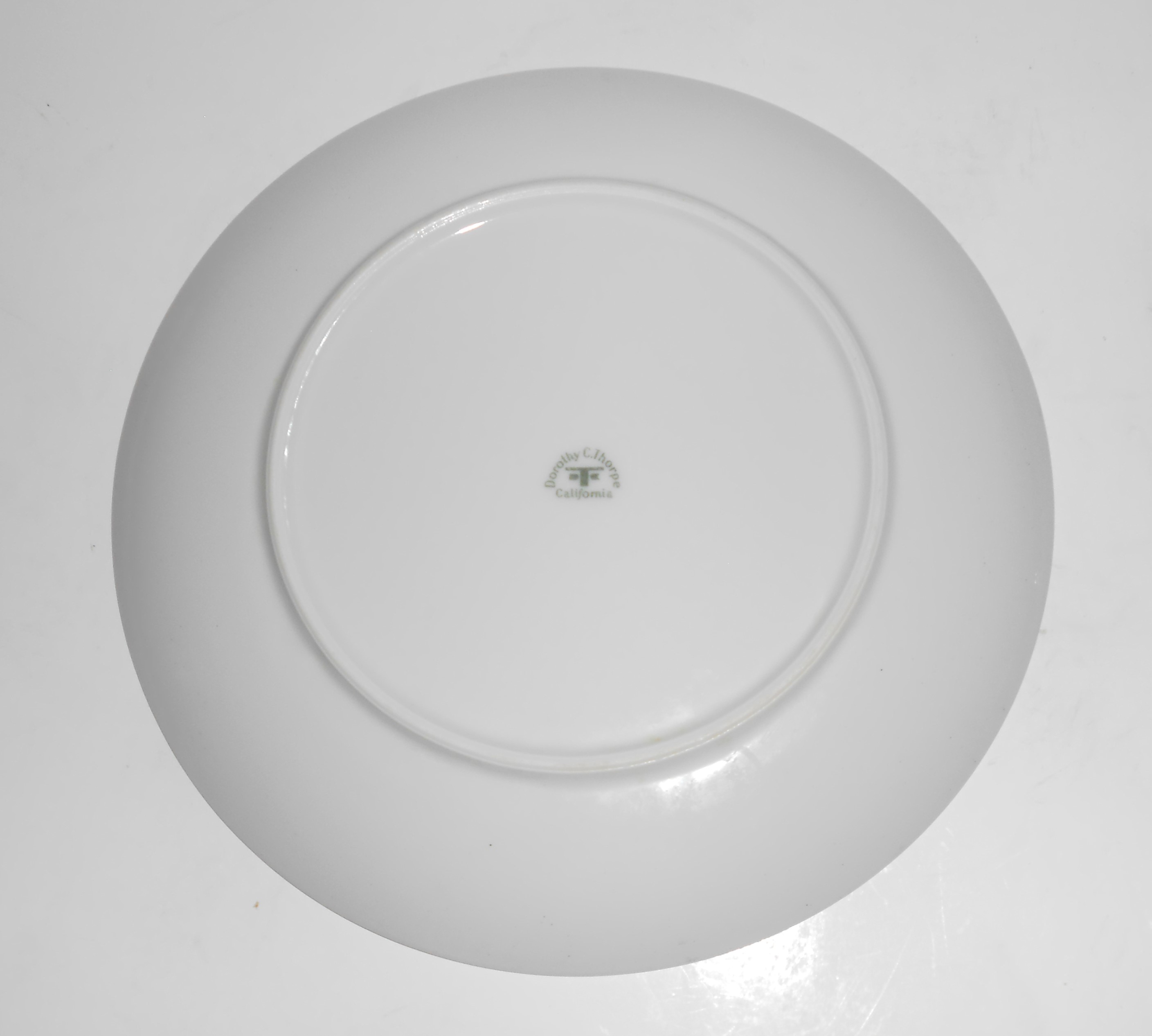 Dorothy Thorpe Porcelain China Gold Crosshatch Salad Pl