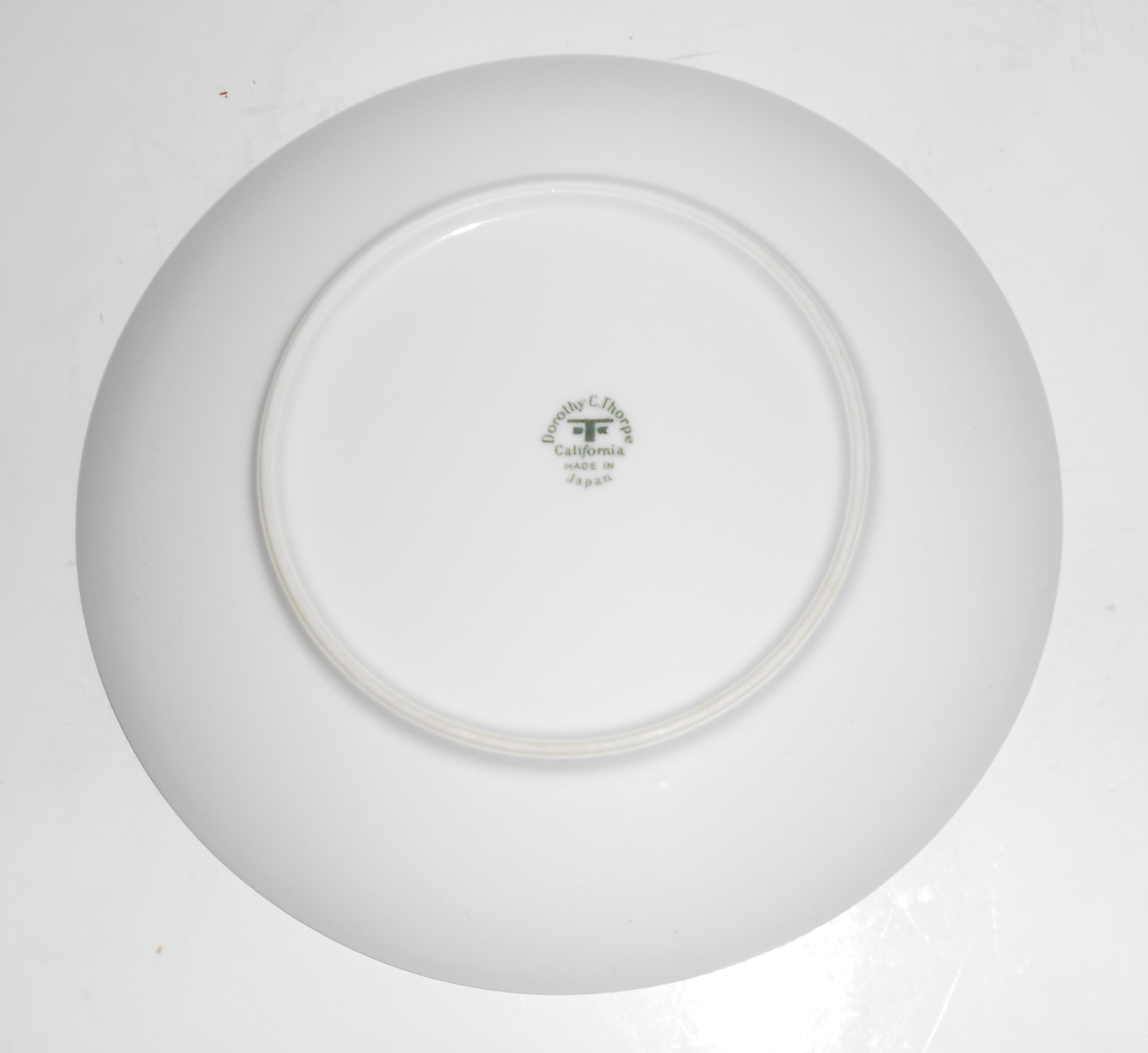 Dorothy Thorpe Porcelain China Gold Crosshatch Bread Pl