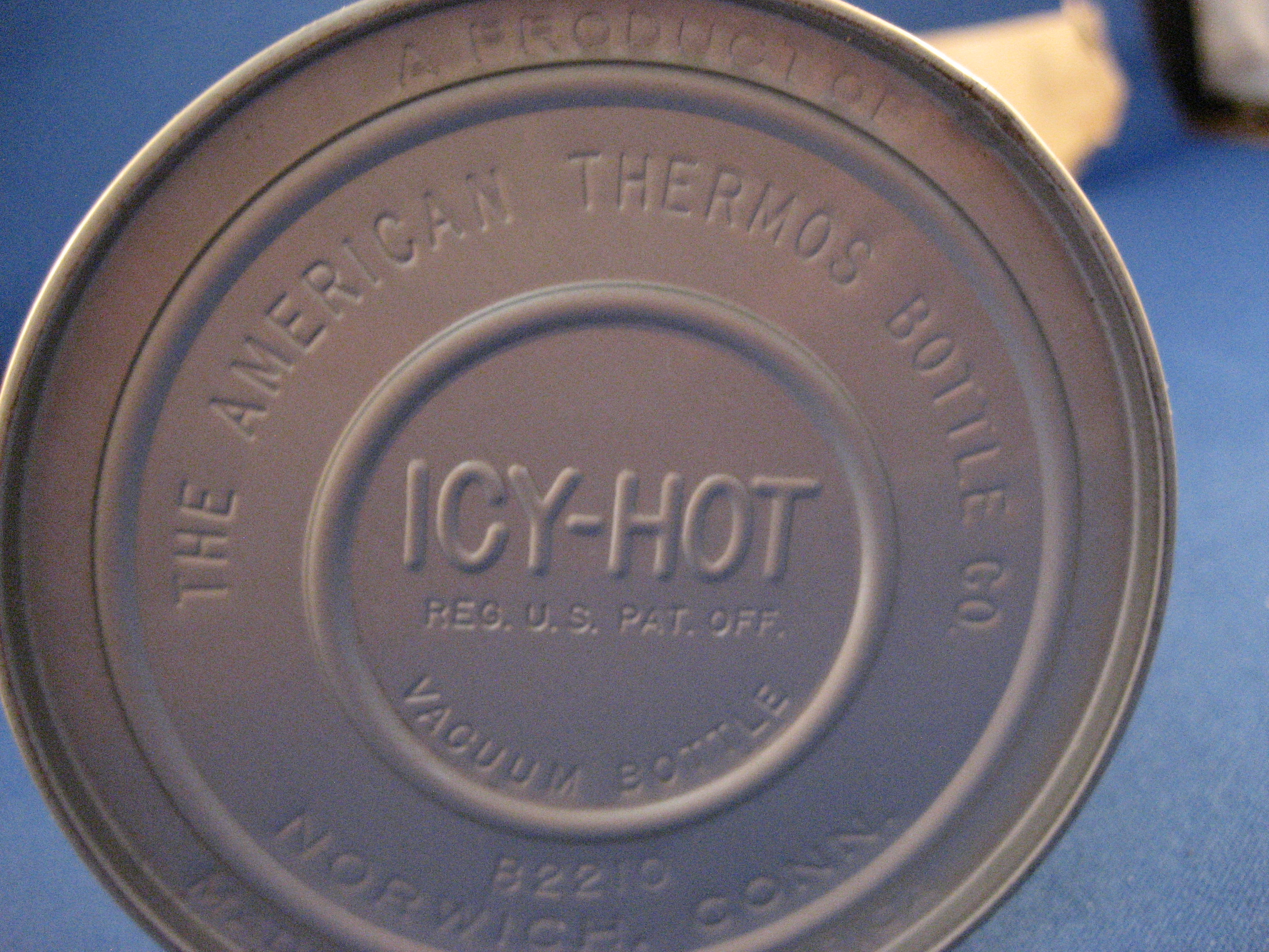 Icy-Hot Themos