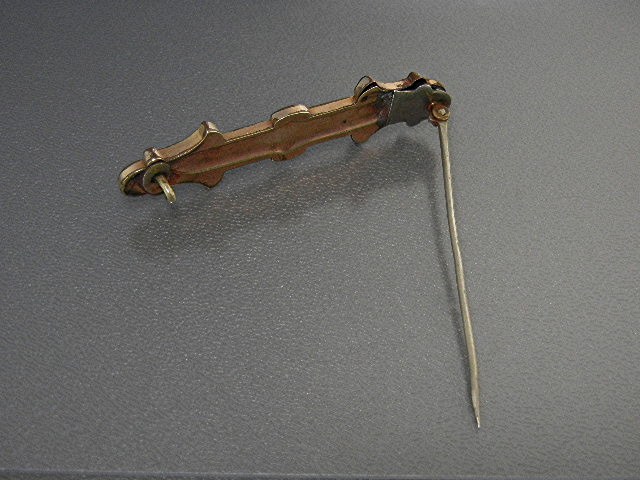 Brooch Pin Victorian Arrows Gold Fill 1800s