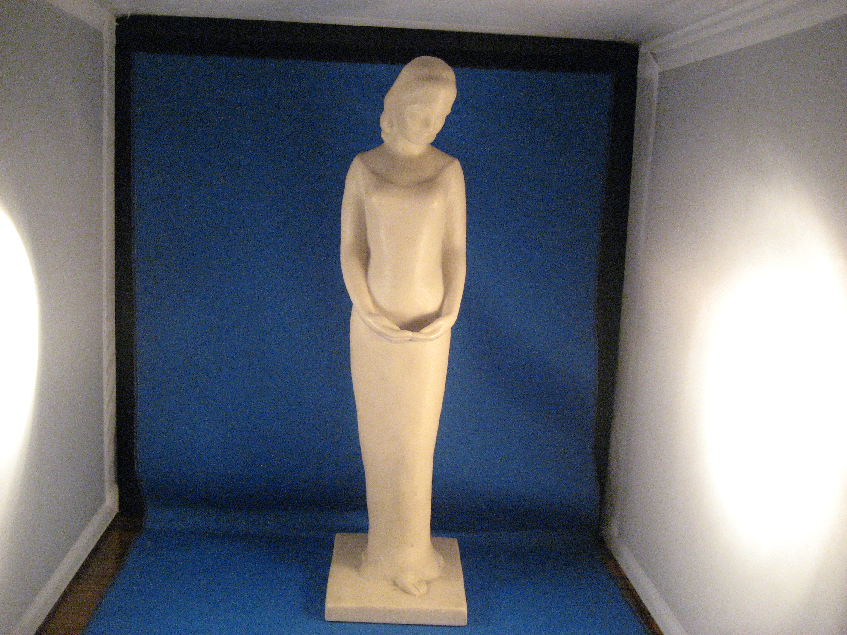 Elegantlady sculpture by Betti Richards