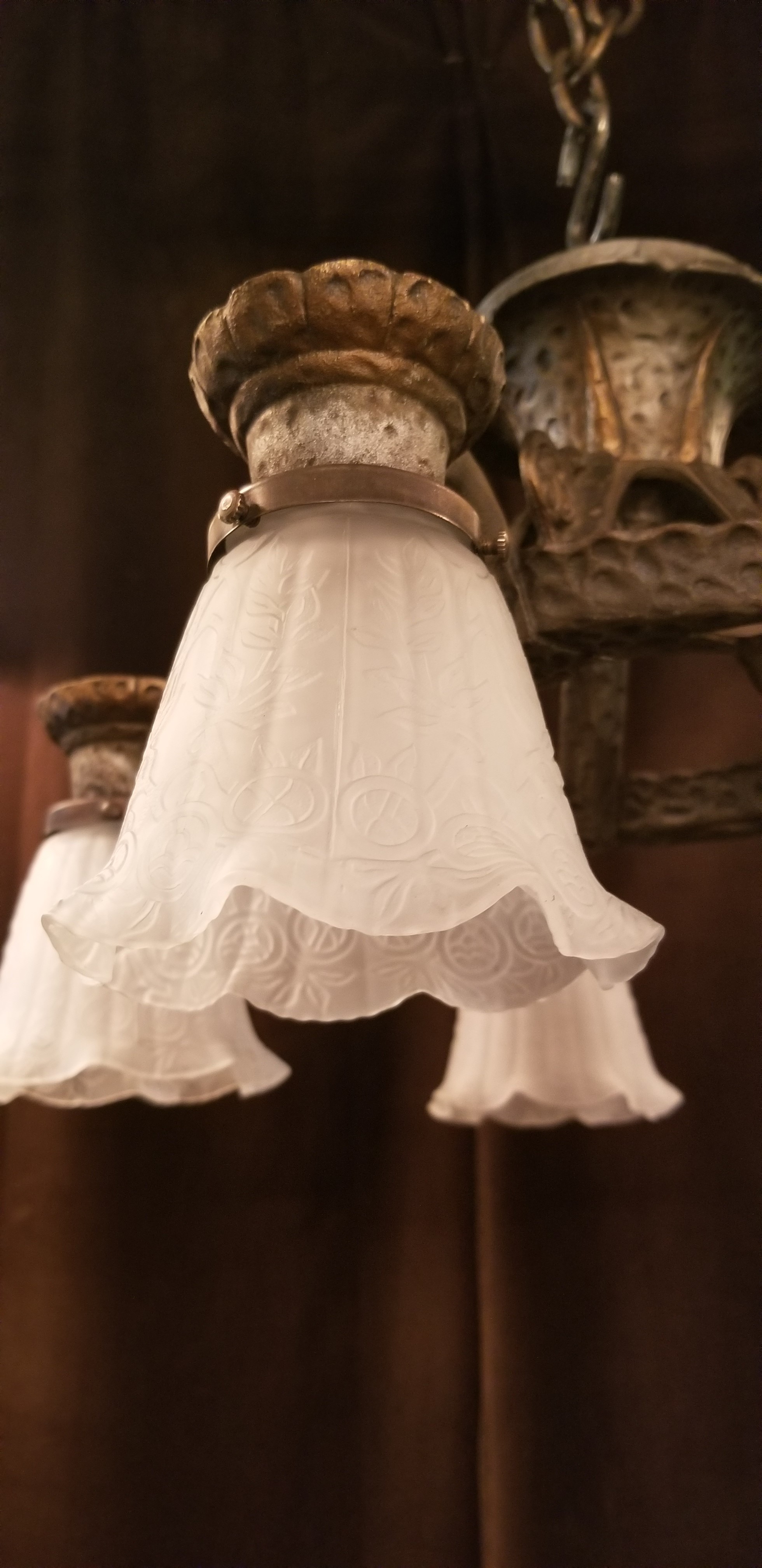 Ding Room Pendant