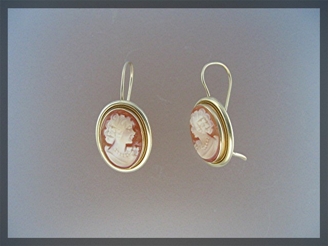 Earrings 14K Gold Shell Cameo Leverback Earrings Italy