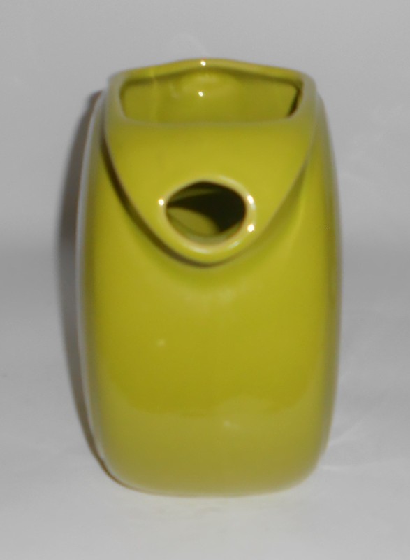 VINTAGE Fiesta Pottery 1950's Chartreuse Ice Lip Water Pitcher
