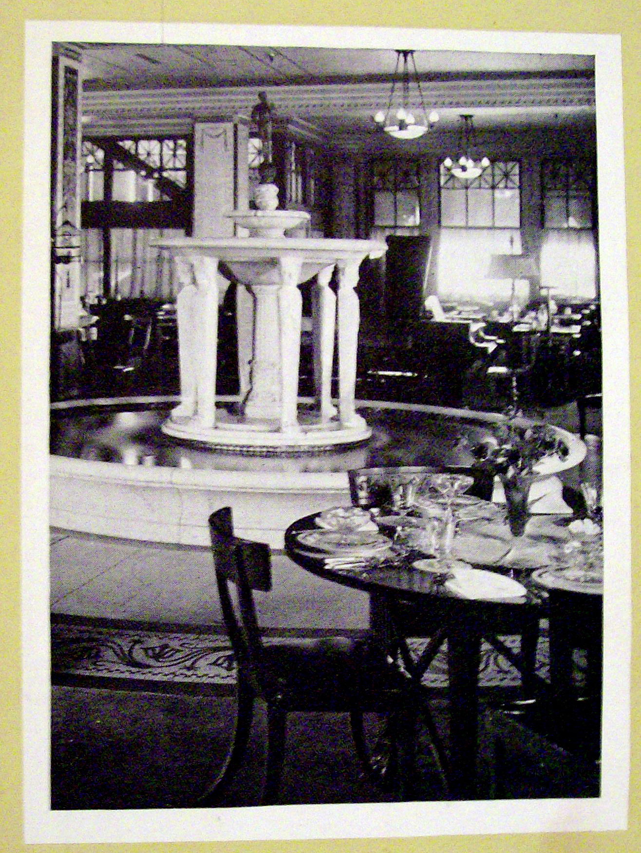 1933 Century of Progress, Narcissus Tea Room Postcard