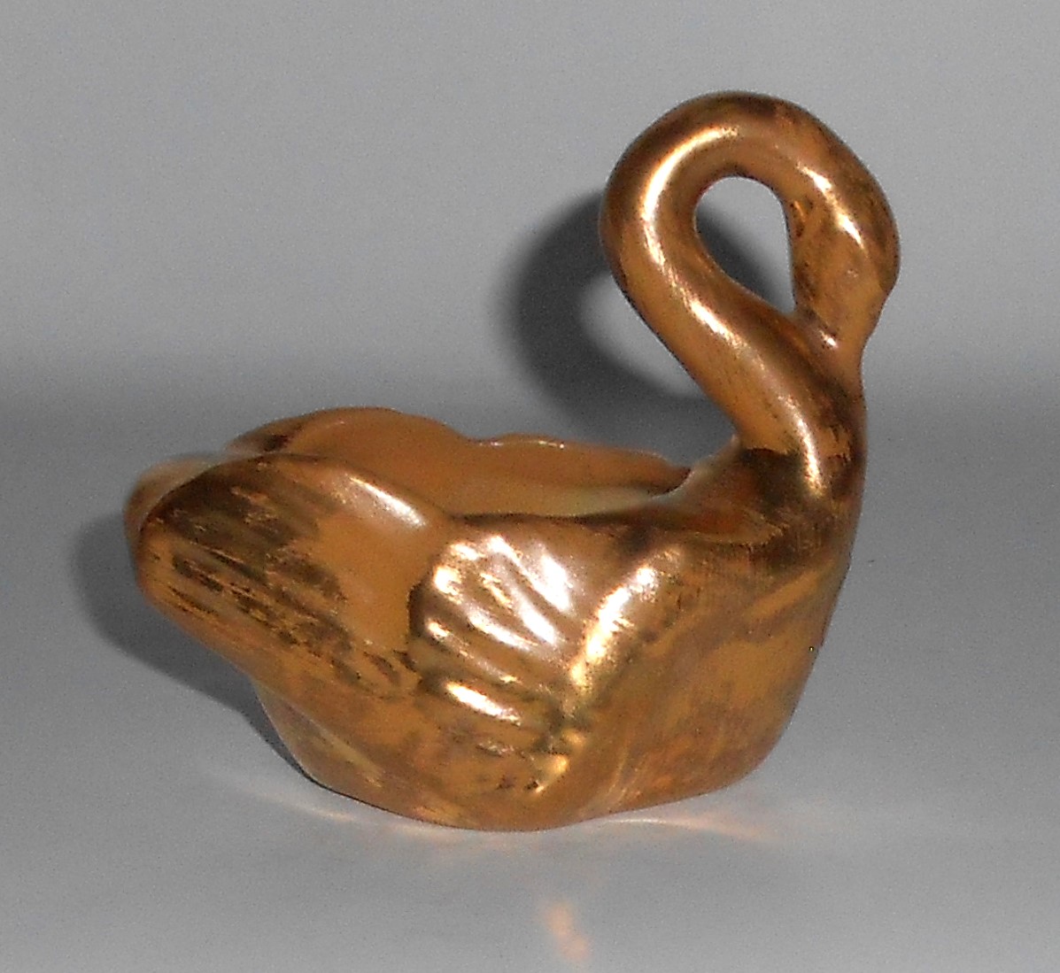 VINTAGE Stangl Pottery Granada 22K Gold 3-1/4'' Swan