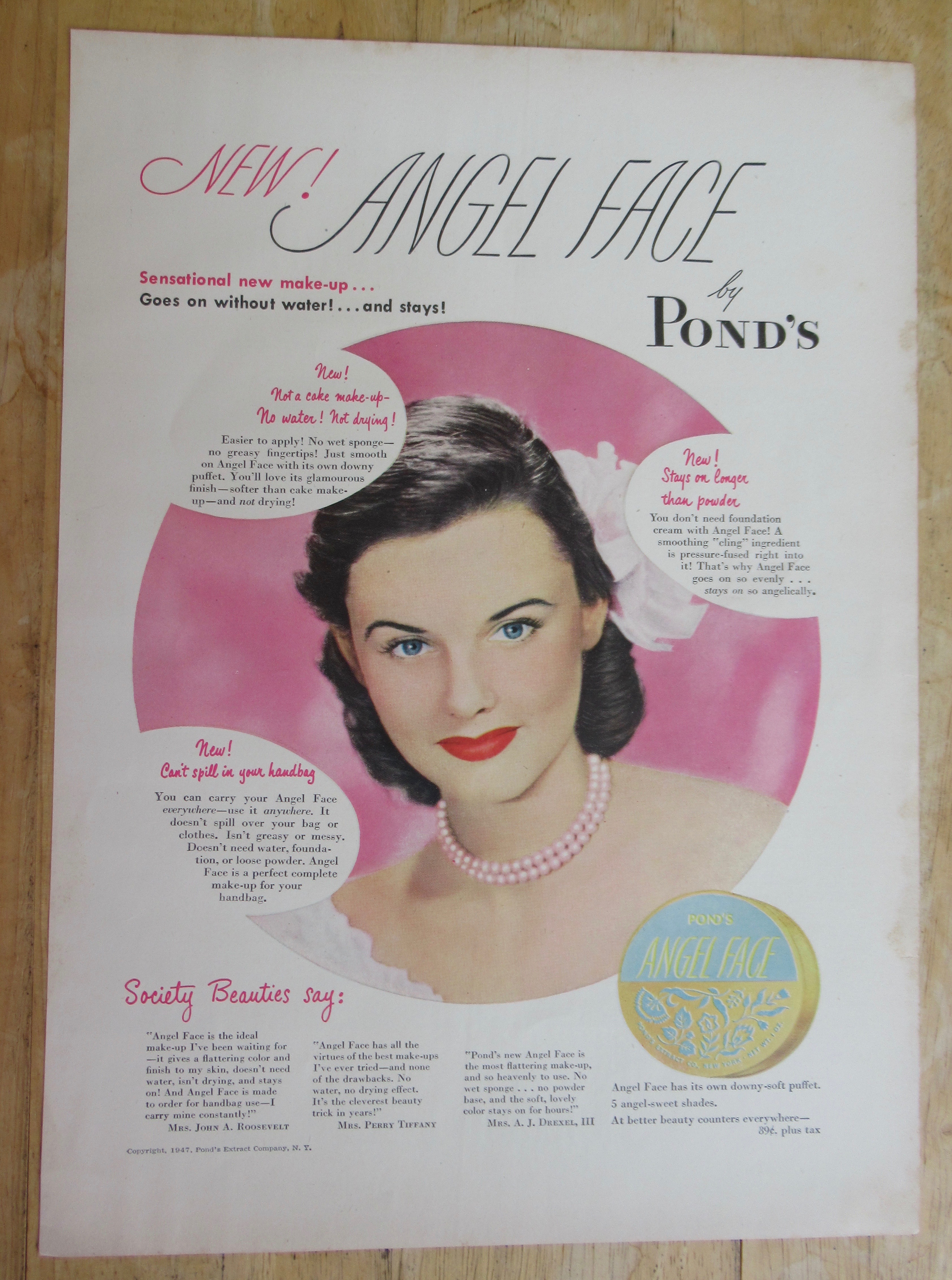 1917 Pond's Angel  Face with Lovely Woman
