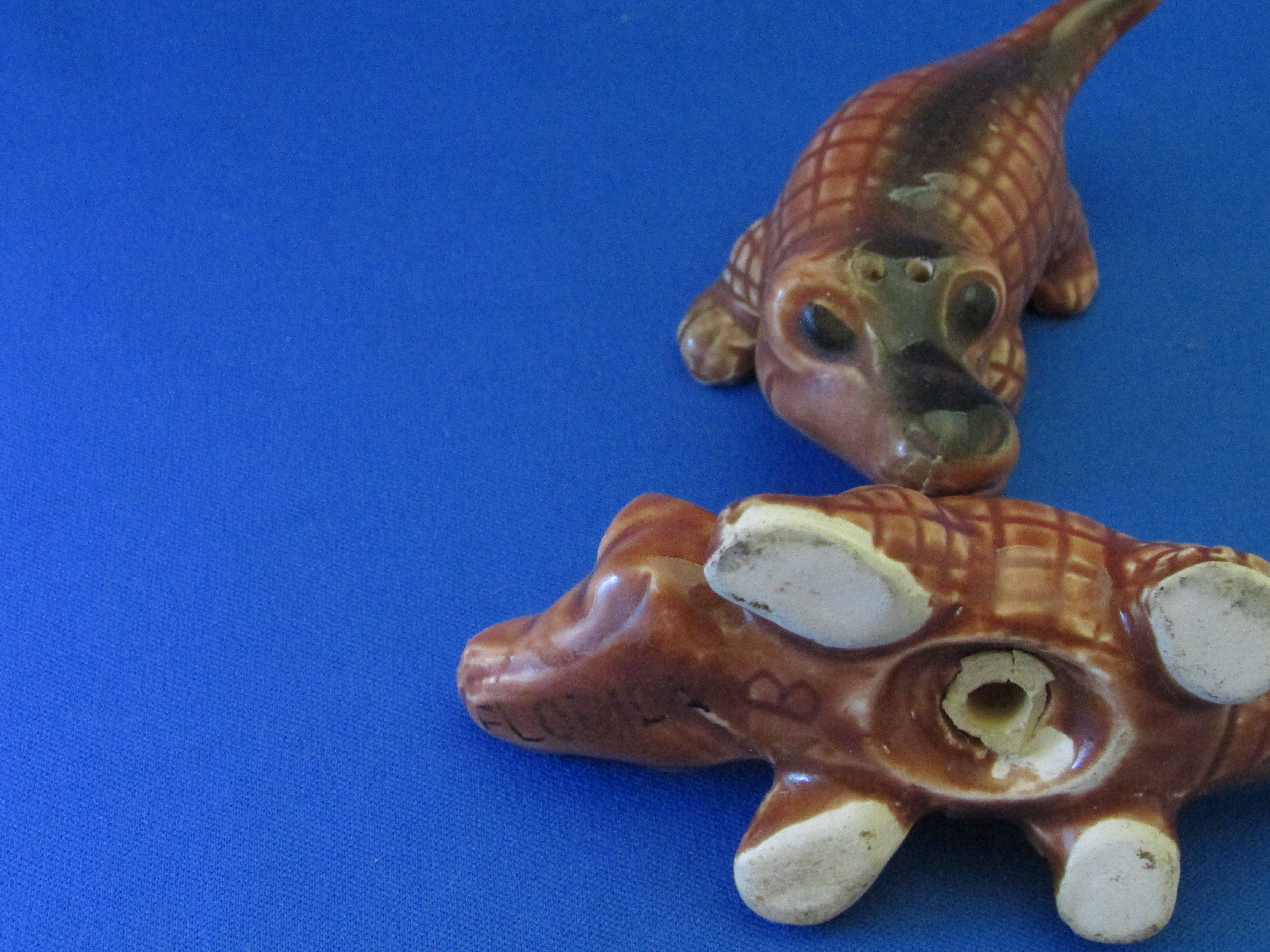 Alligator Salt and Pepper Shakers