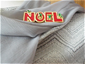 Noel Pin from A.I.I.