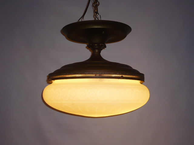 Embossed flush mount #778