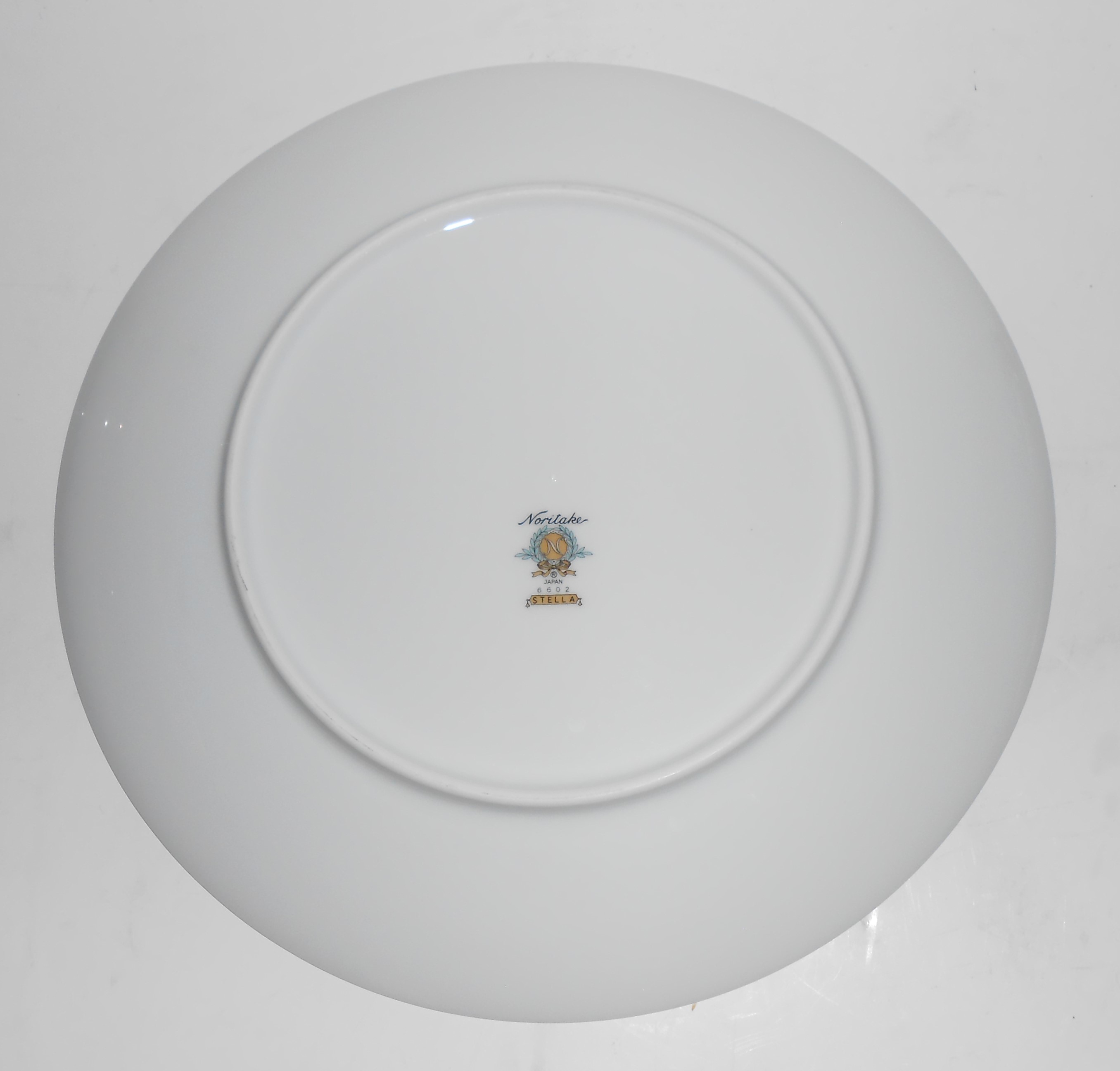 Noritake China Stella w/Platinum Dinner Plate