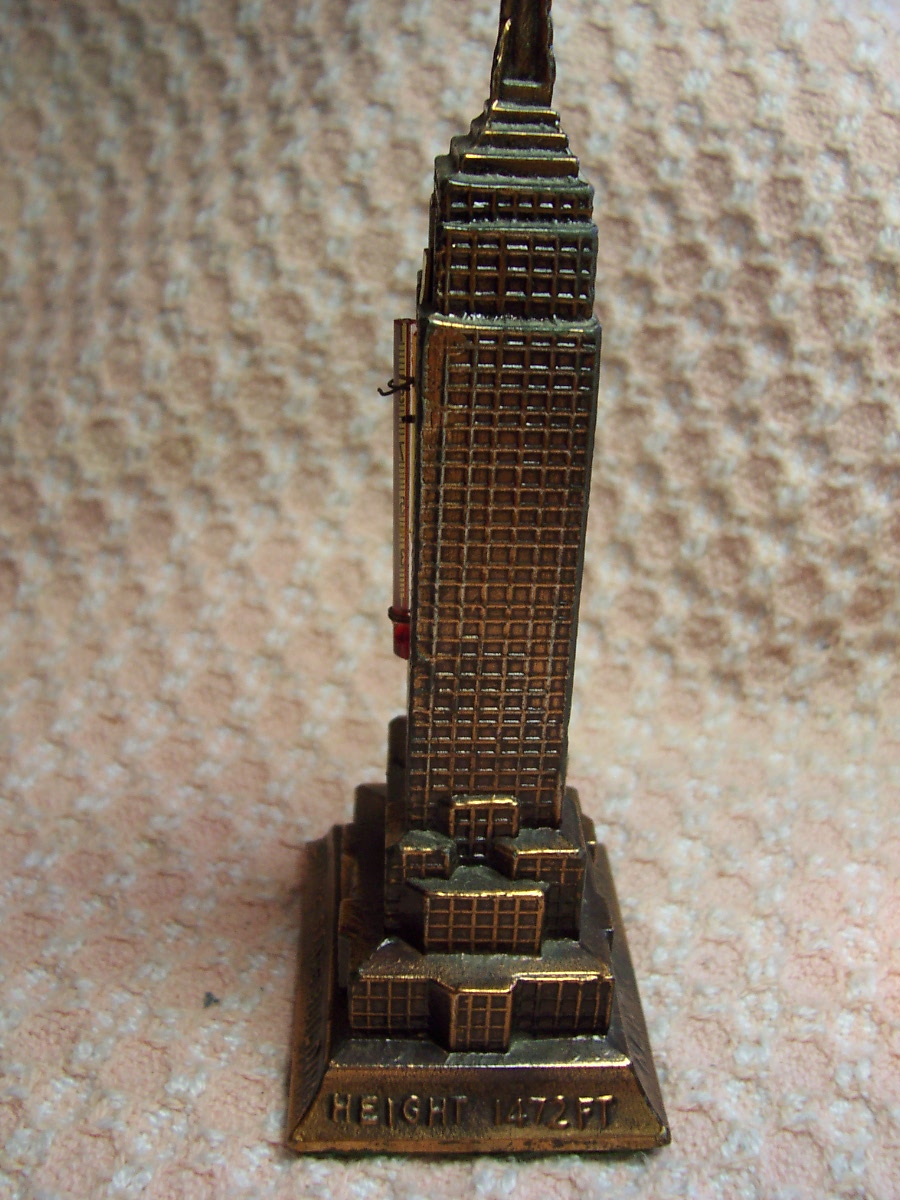 Reville New York City Empire State Building