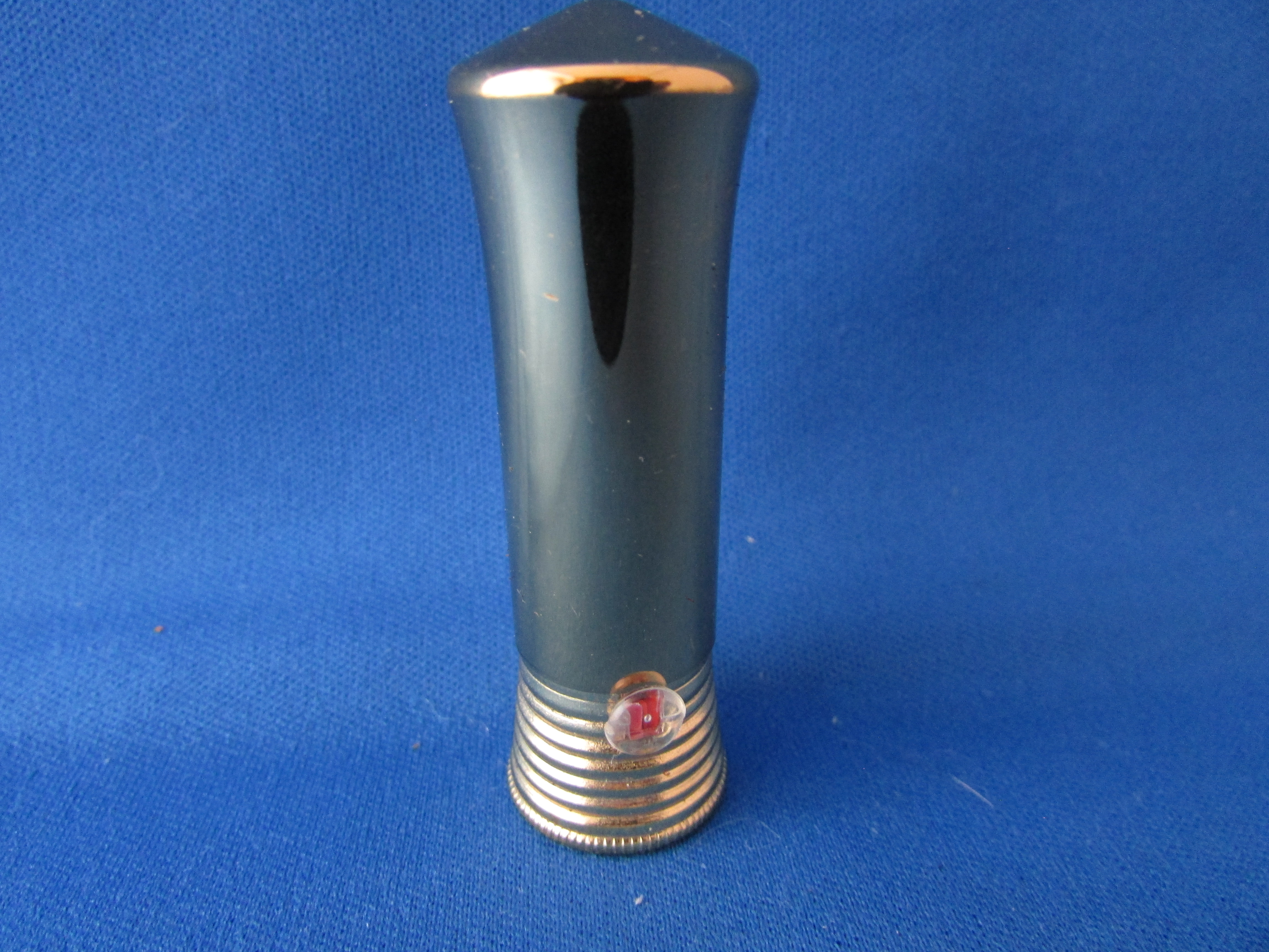 Cutex Fashion Coral Lipstick