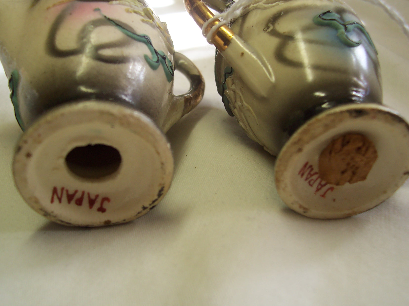 Moriage Salt & Pepper Dragon Set Teapot Japan