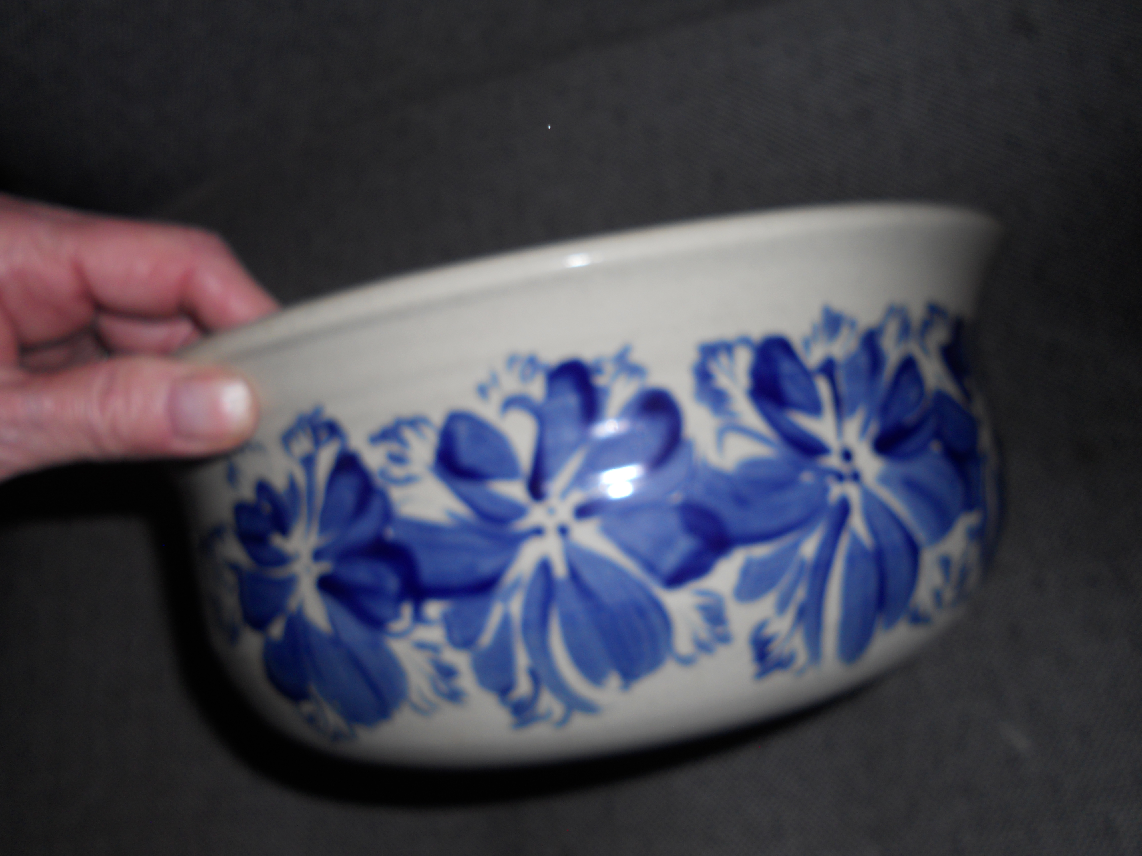 Williamsburg Pottery Serving Bowl Blue Glazed