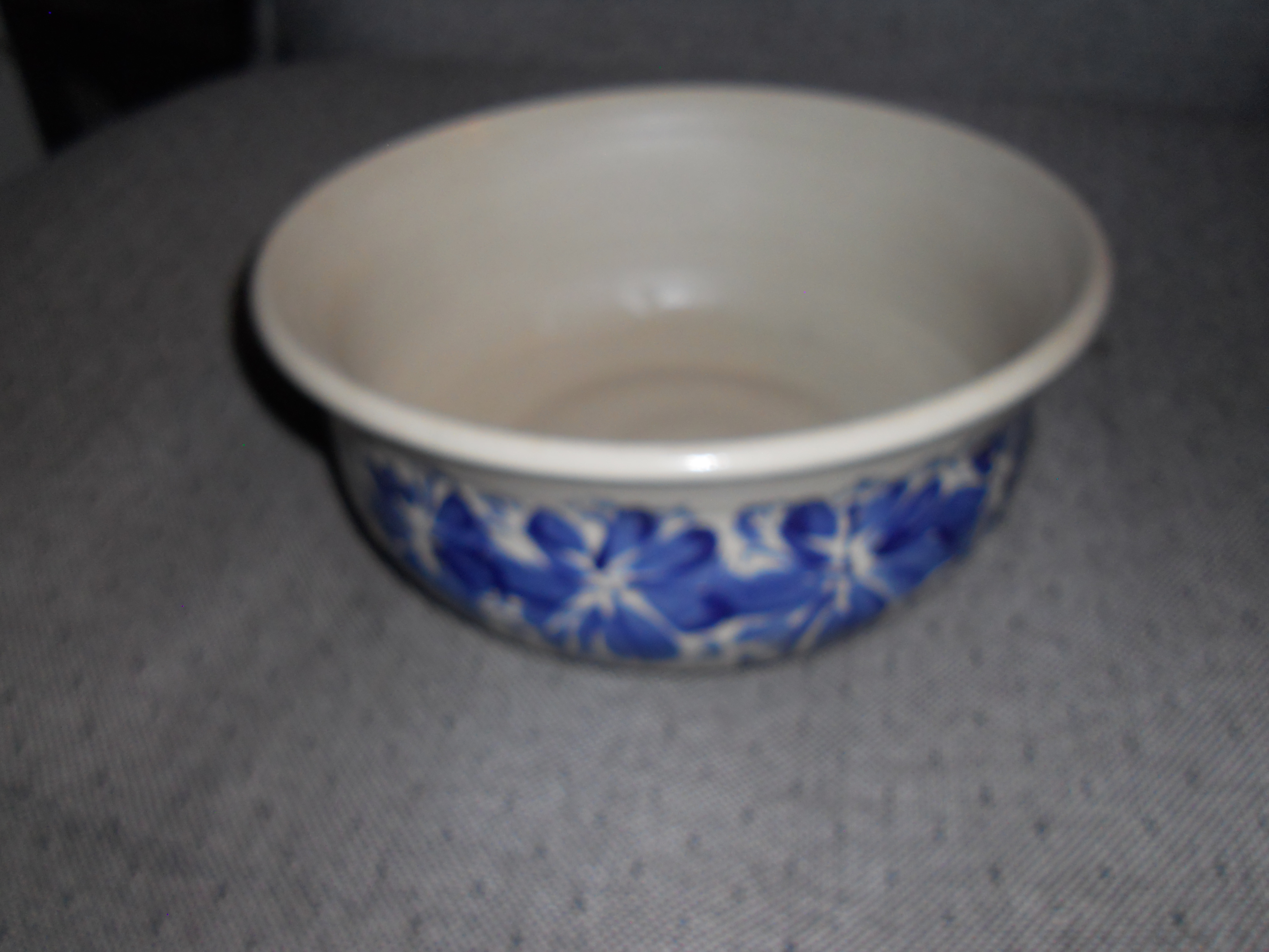 Williamsburg Pottery Serving Bowl Blue Glazed