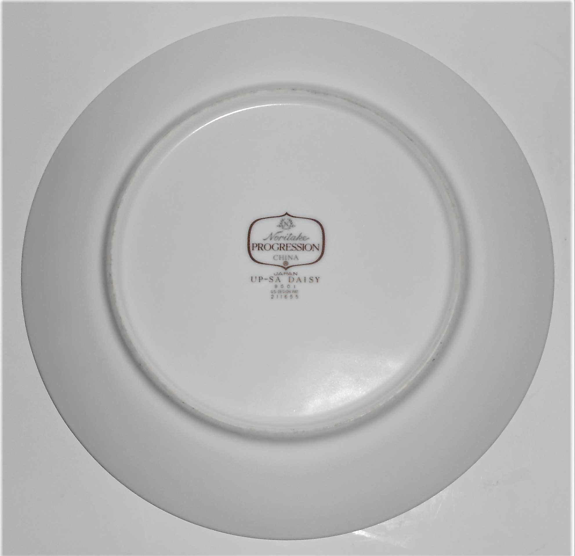 Noritake China Pottery Up-Sa Daisy Salad Plate